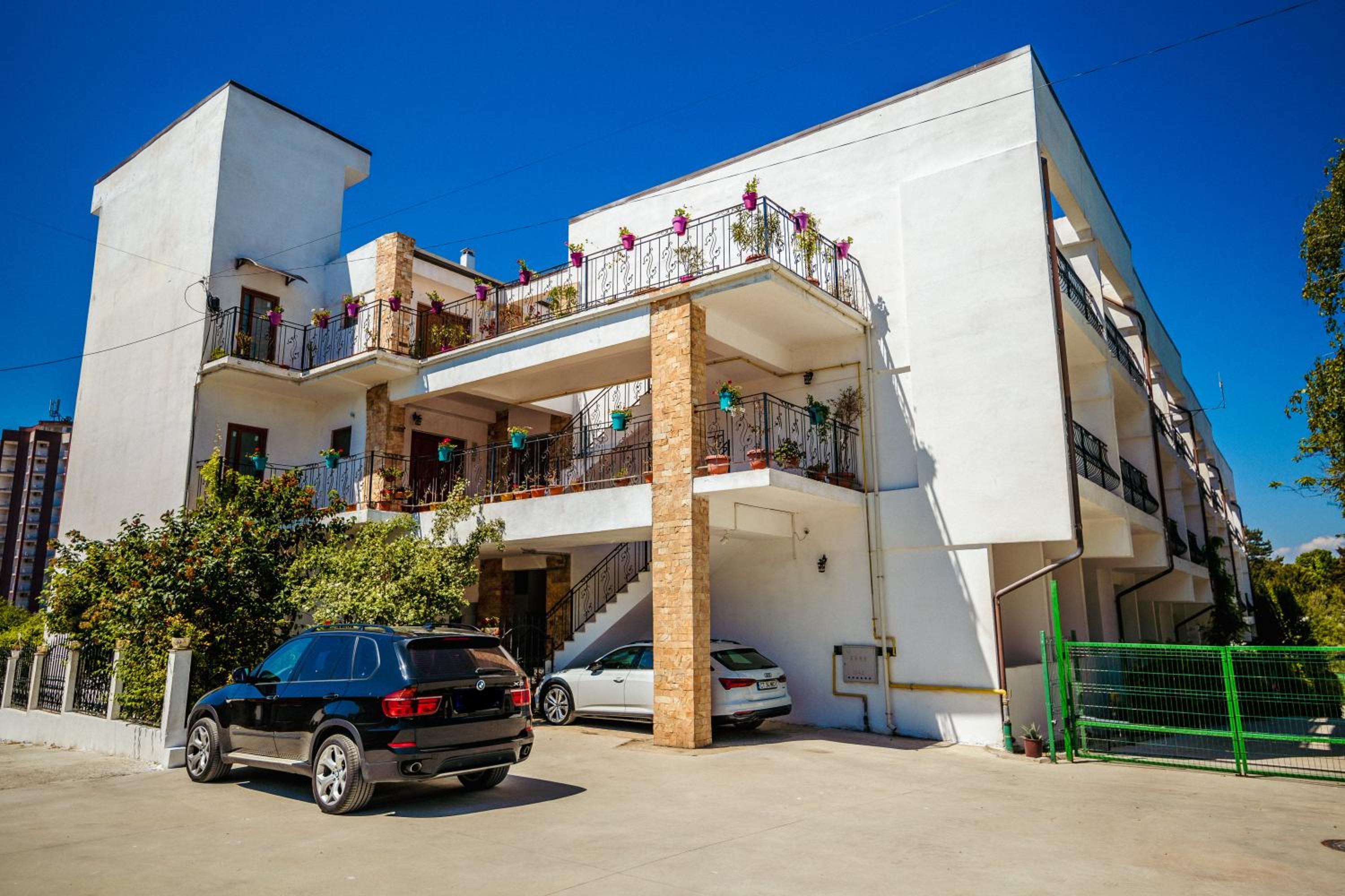 Hotel VENUS-MIOARA - Image 1