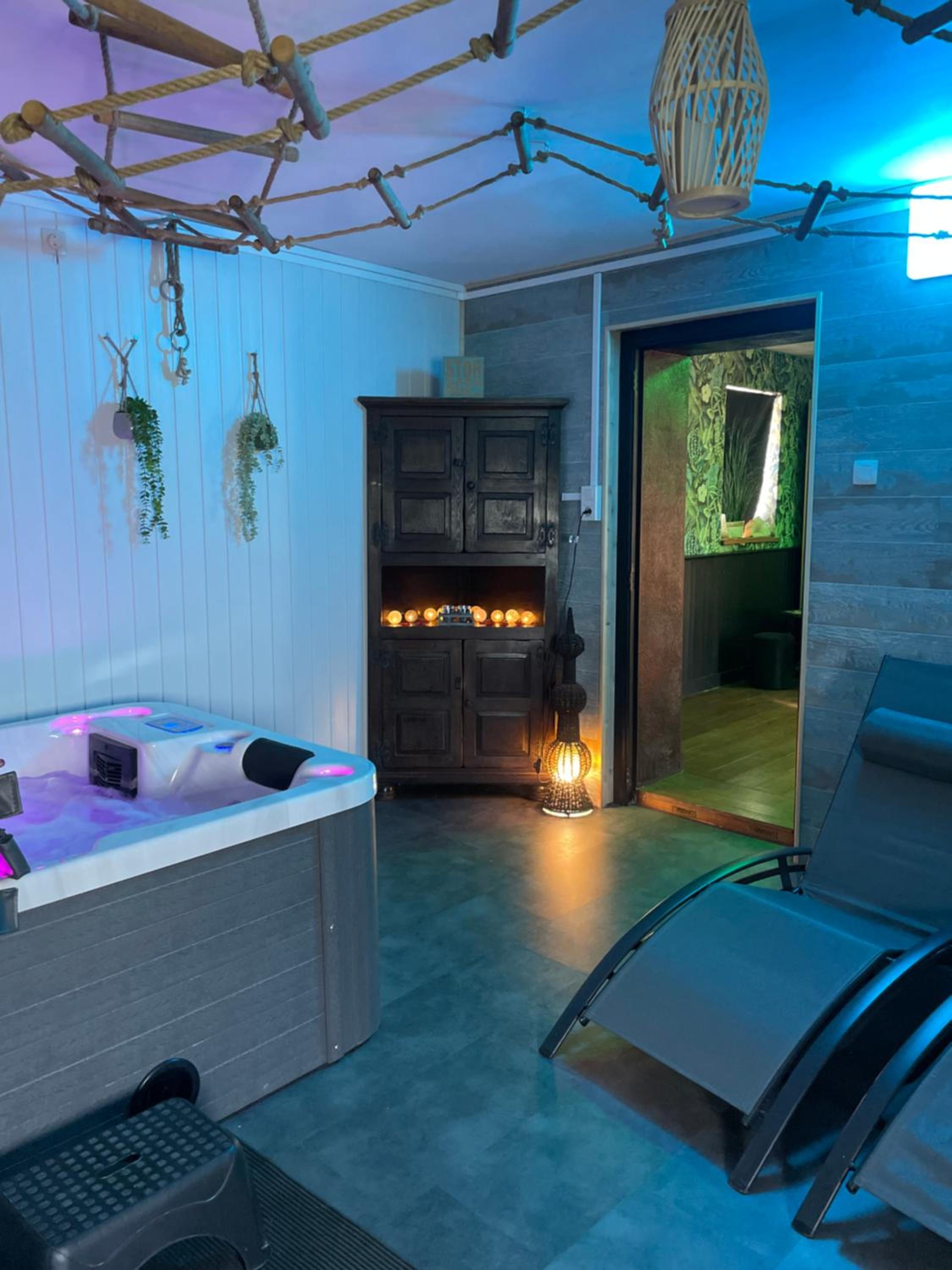 Casawellness améthyste ou jaspe océan avec jacuzzi intérieur
