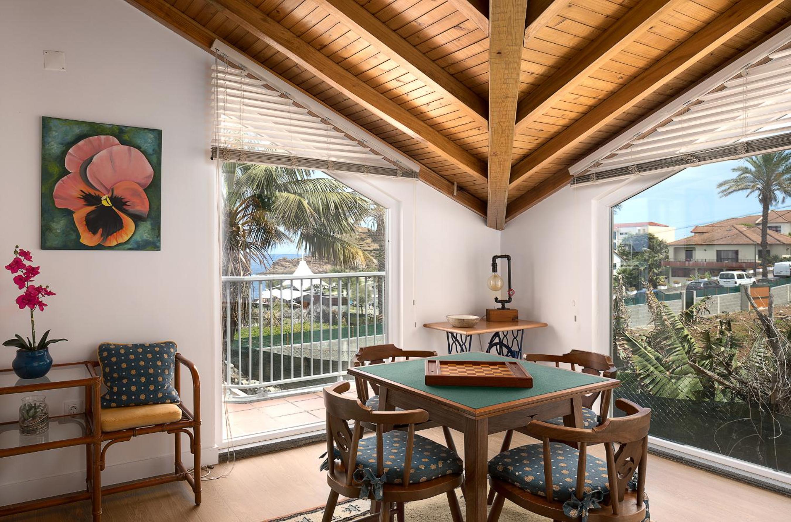 Porto Moniz Villa