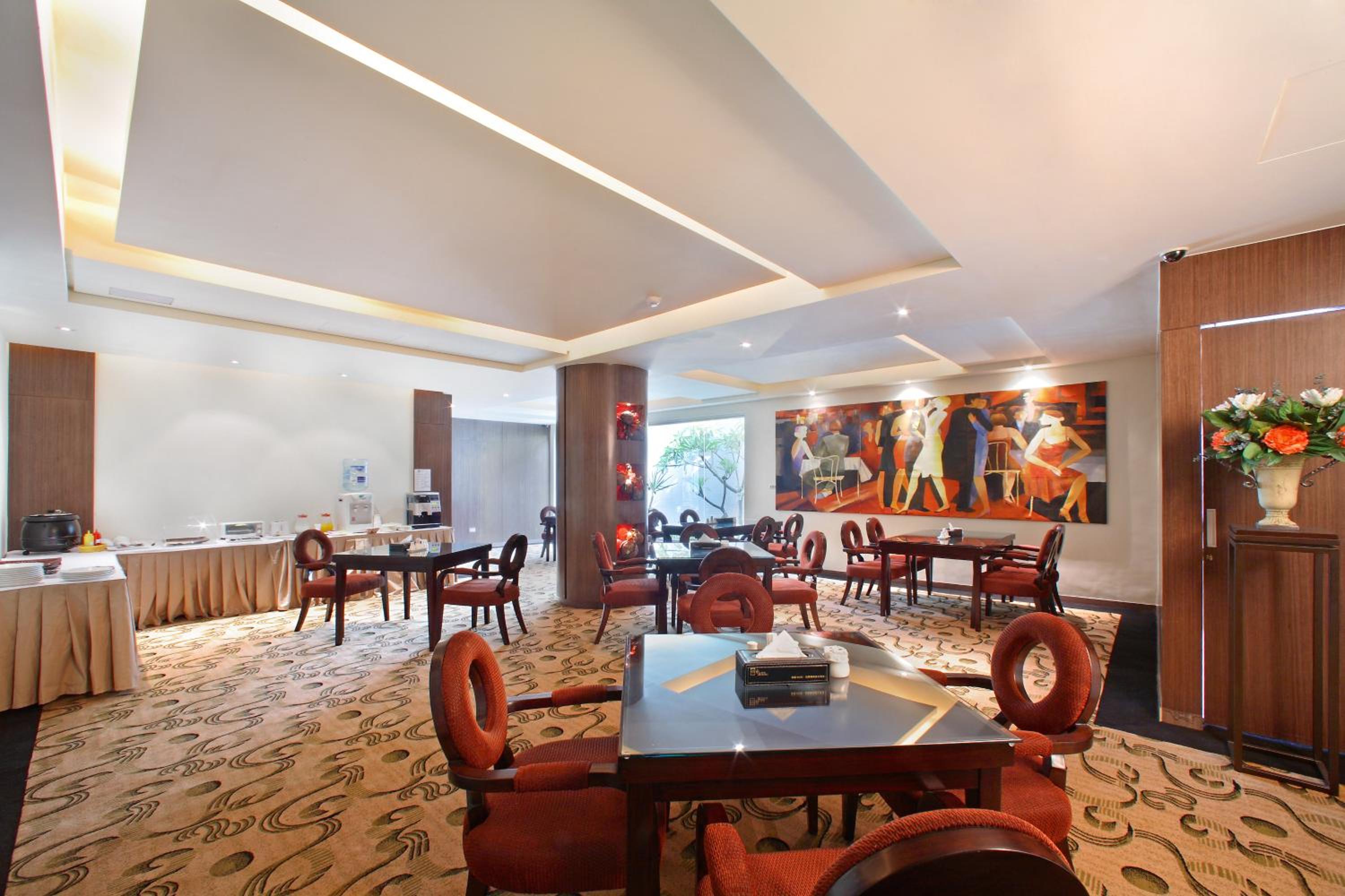 Young Motel - Taoyuan view 5