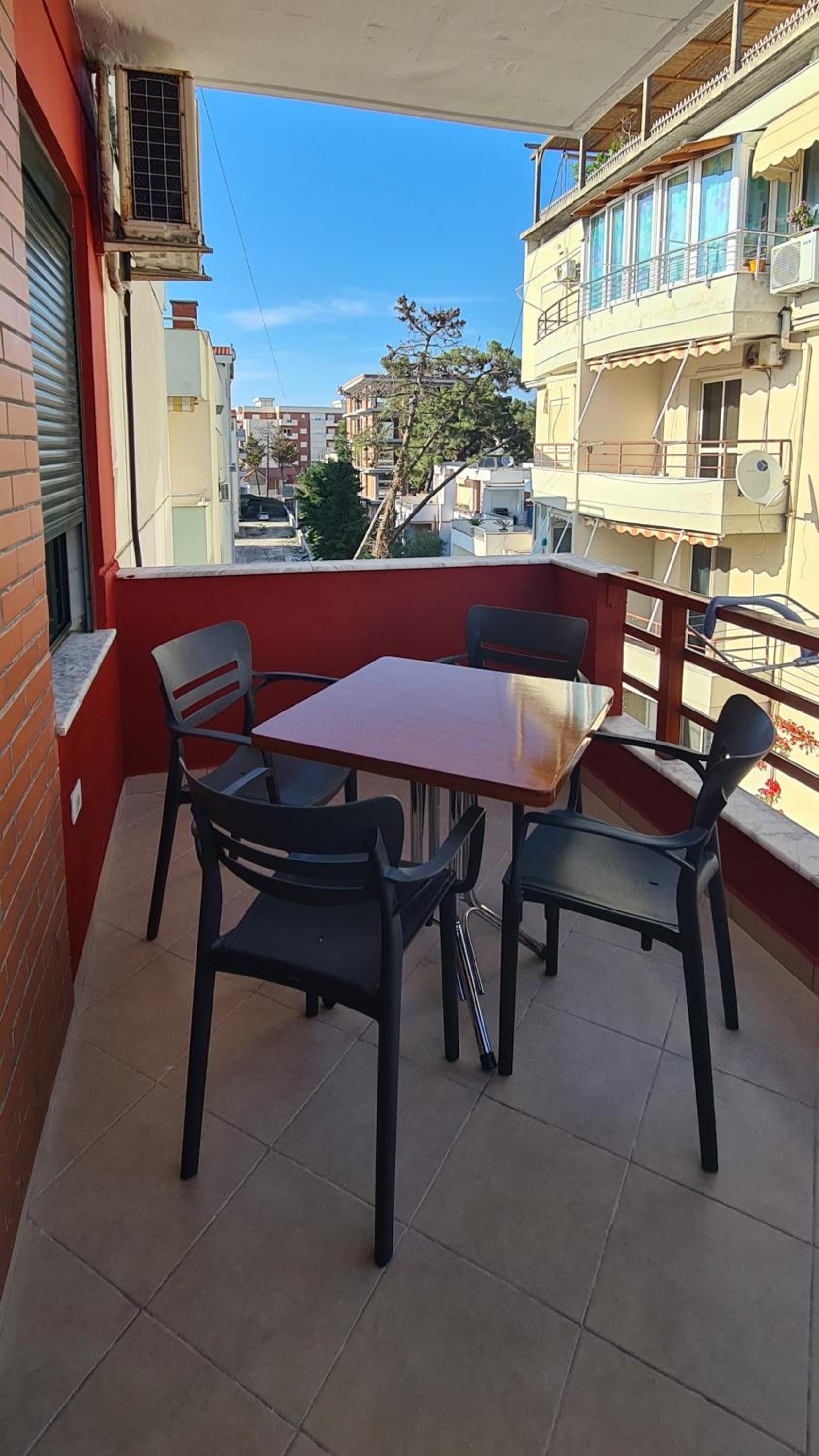 EJA's Beach Apartment