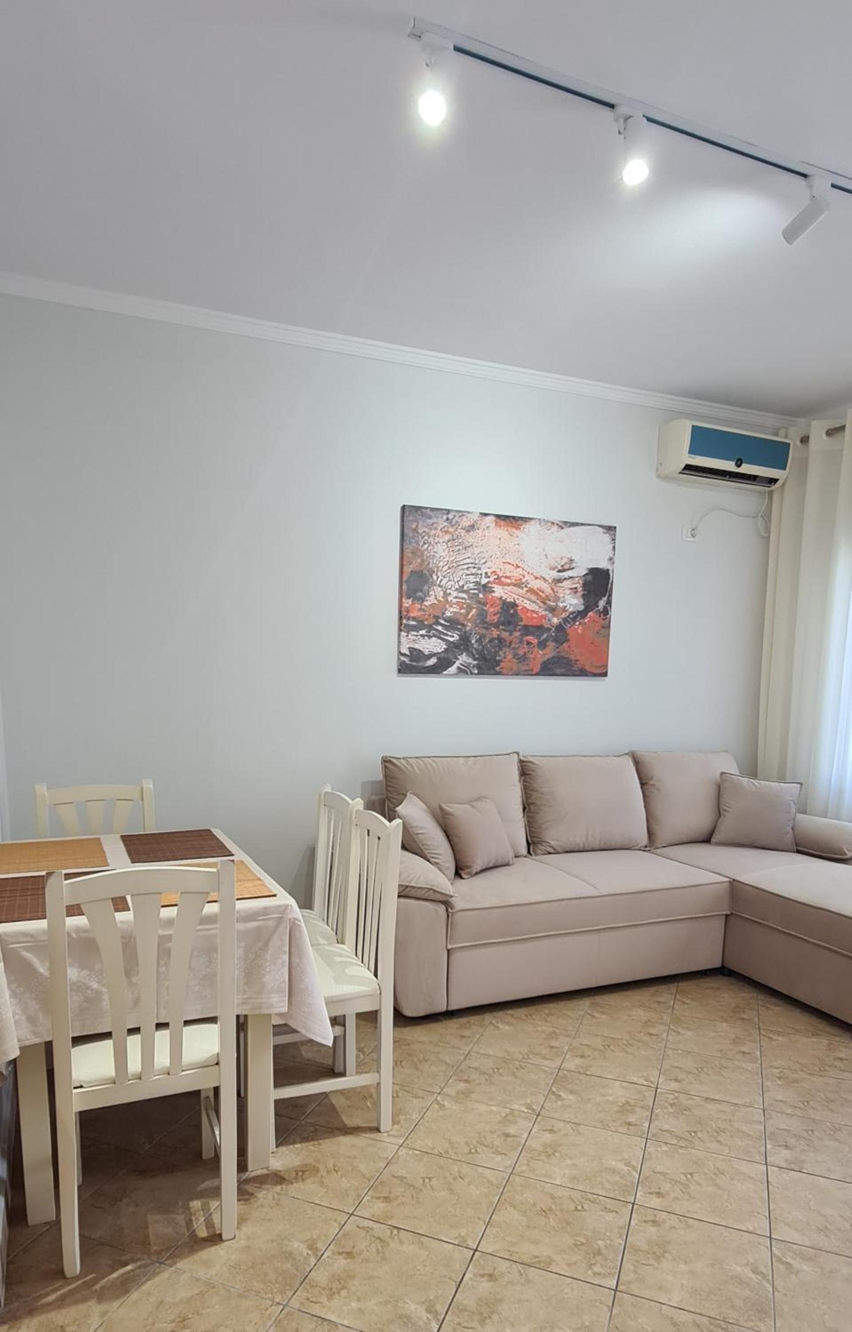 EJA's Beach Apartment