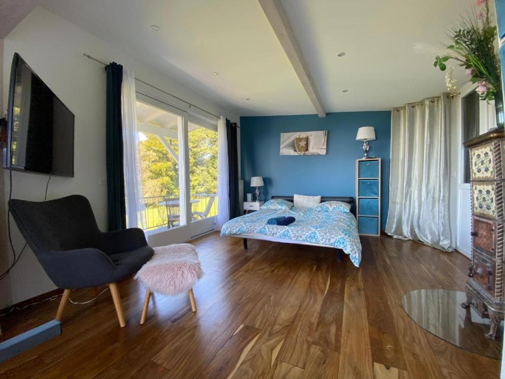 Petite maison à l'orée des bois vue magnifique sur le lac zenitude et plénitude