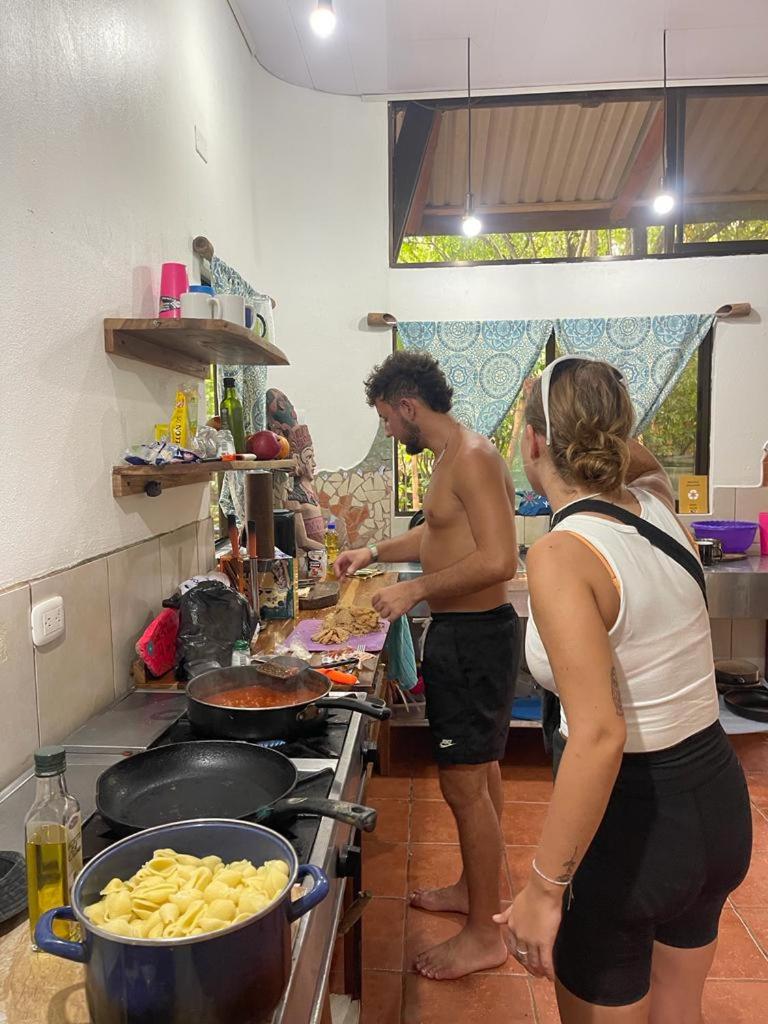 Luminosa Uvita Hostel