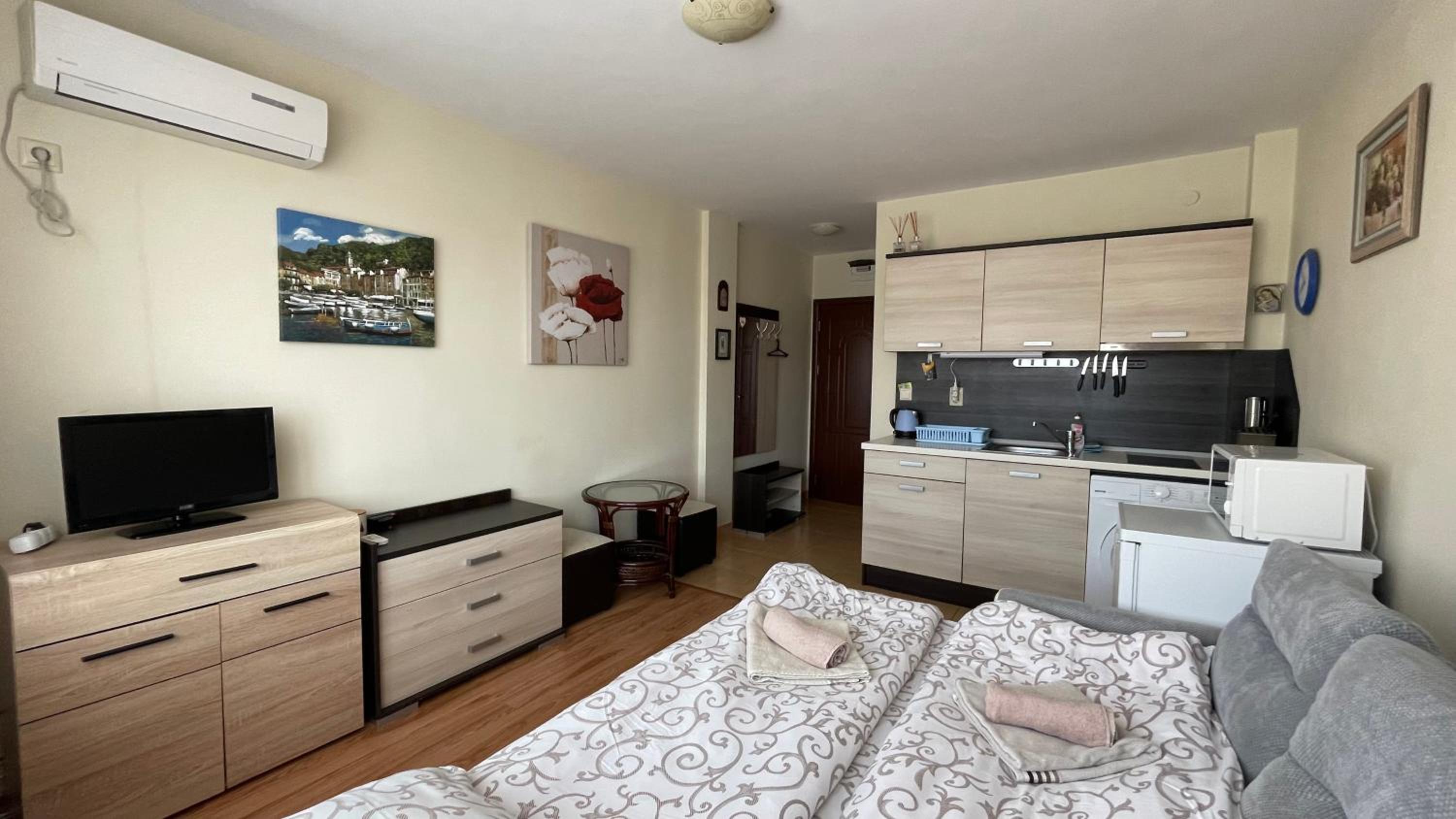 SUMMER BREEZE 403 Sudio Sunny Beach view 5