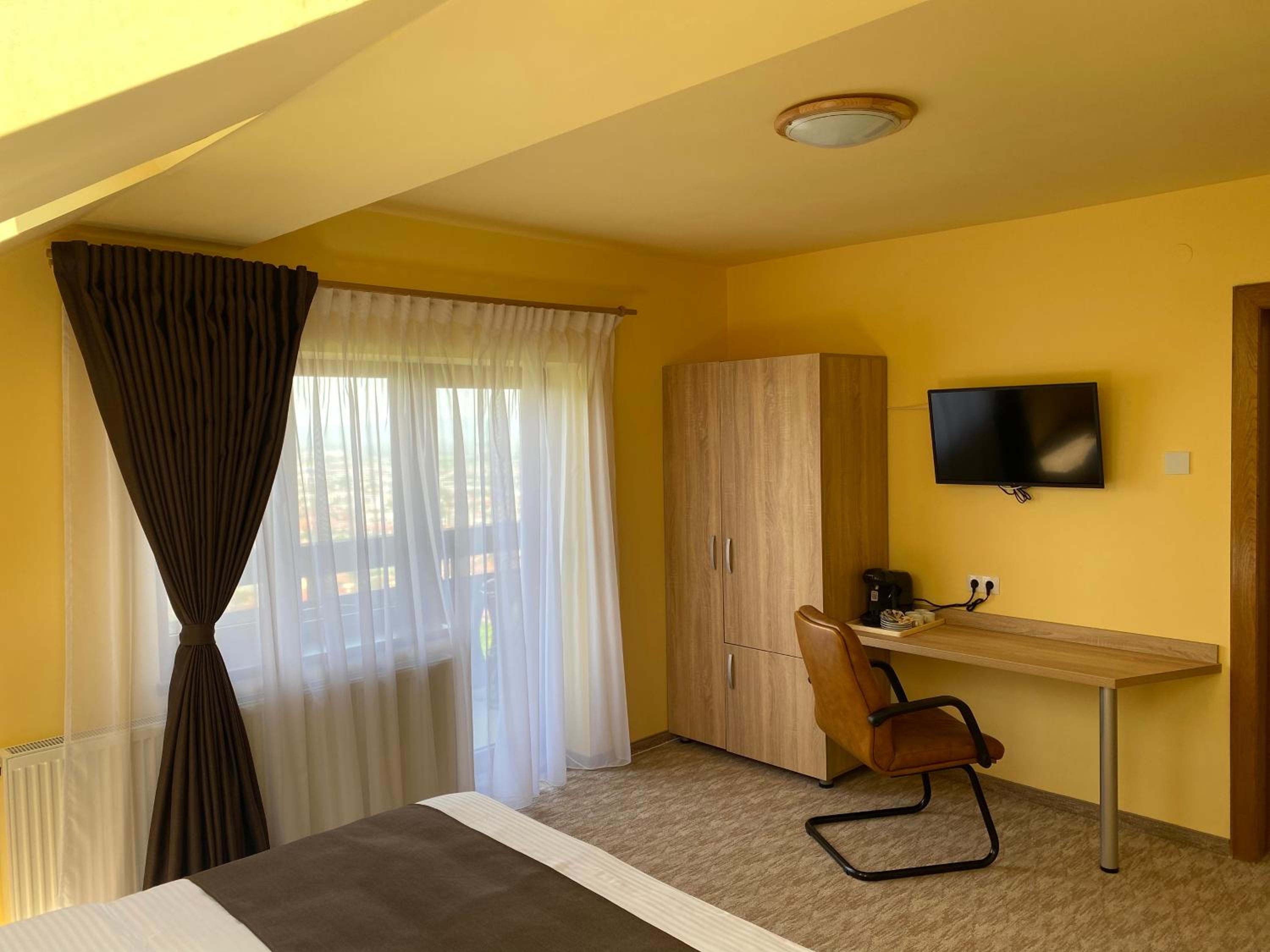 BELLESTAY