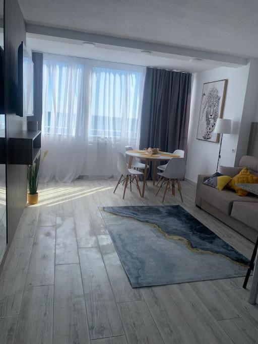 Apartamentos de Benidorm, playa Poniente, España