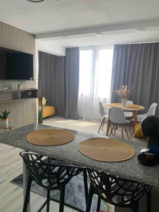 Apartamentos de Benidorm, playa Poniente, España