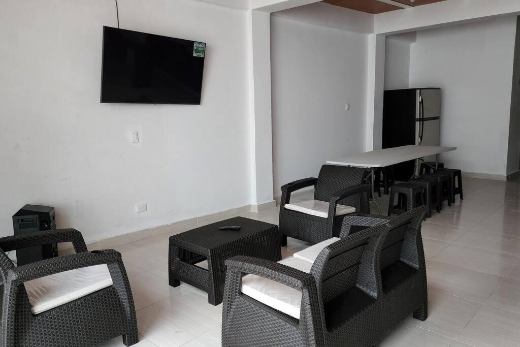 Casa Villa Palmitas - Tocaima