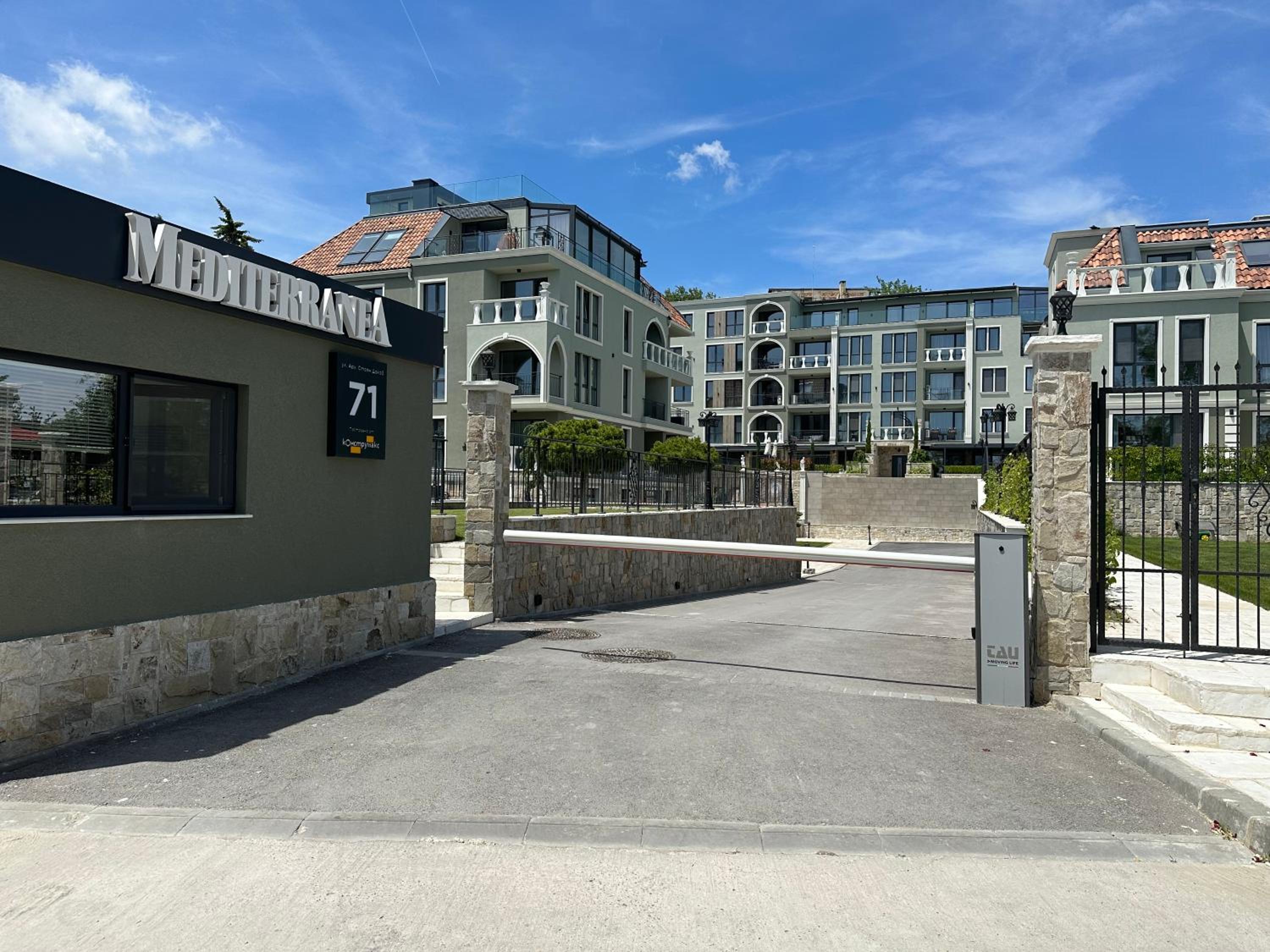 Mediterranea Complex - LUXURY APARTMENT WITH SEA & POOL VIEW!