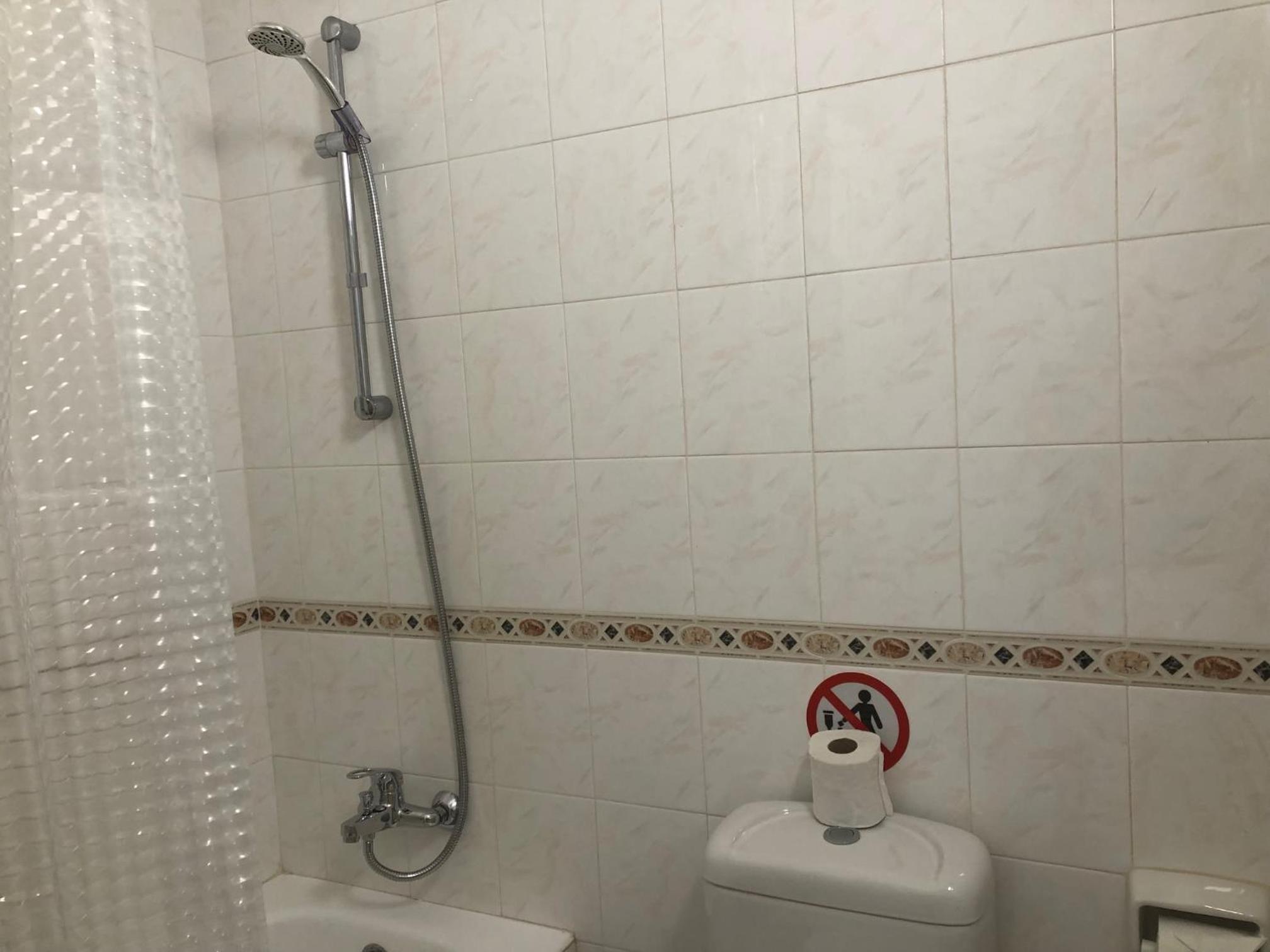 Kings Palace - stylish, modern 2 bed with sea views