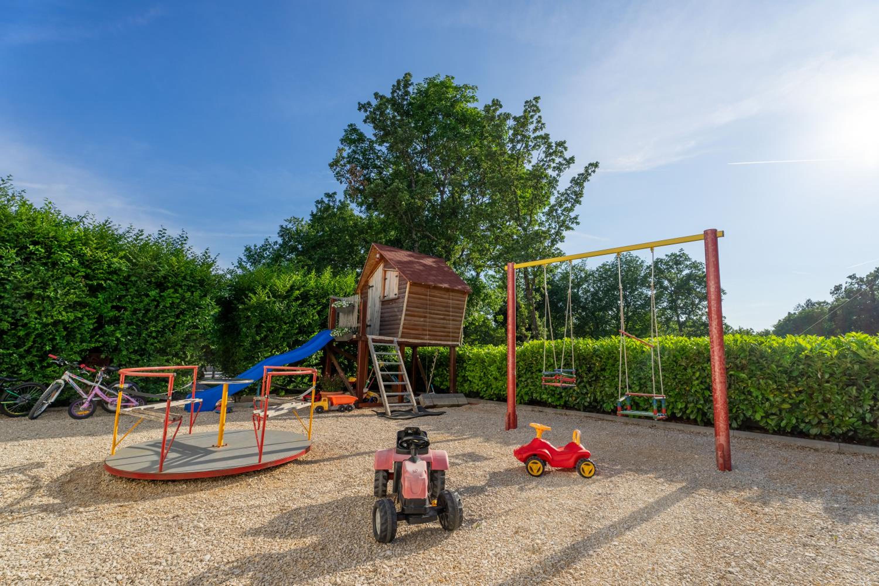 Holiday home Carpinus