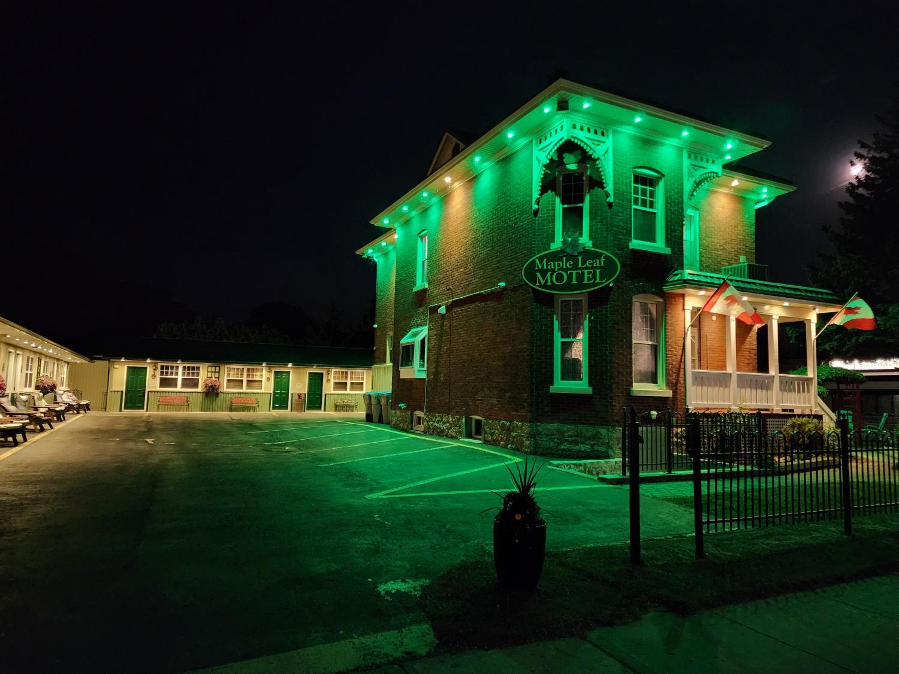 Maple Leaf Motel