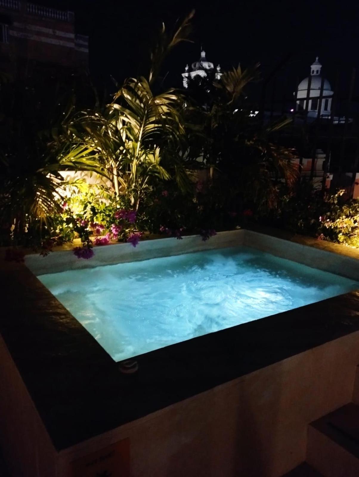 Private house-swimming pool - Old Santa Marta