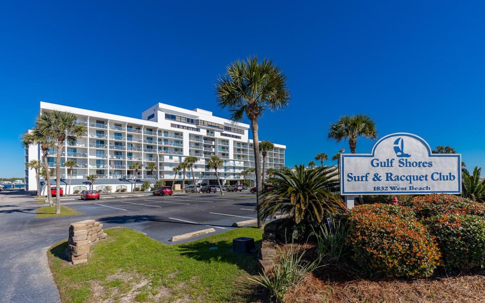 Gulf Shores Surf & Racquet 614A condo