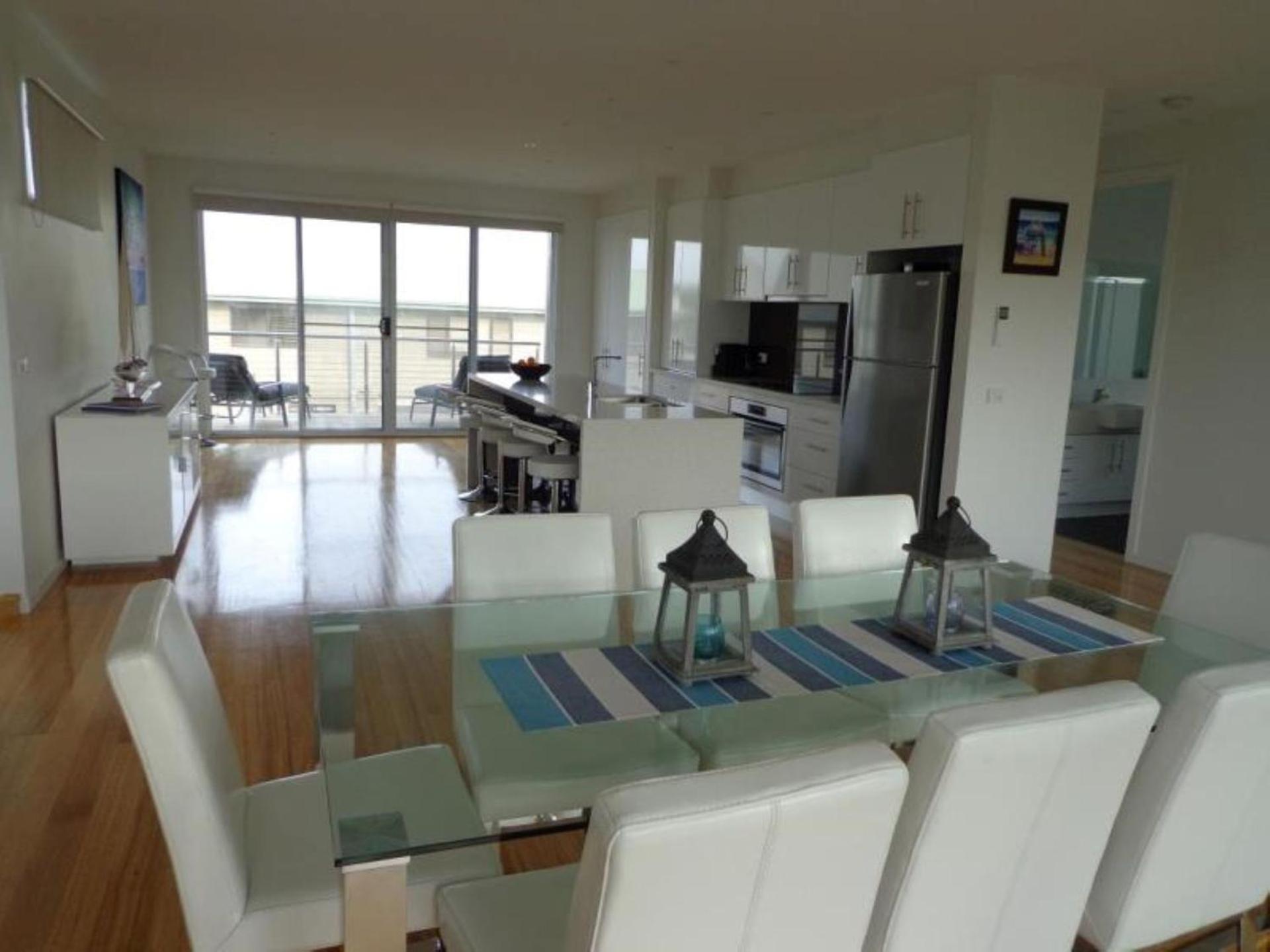 7 Salmon Row Smiths Beach