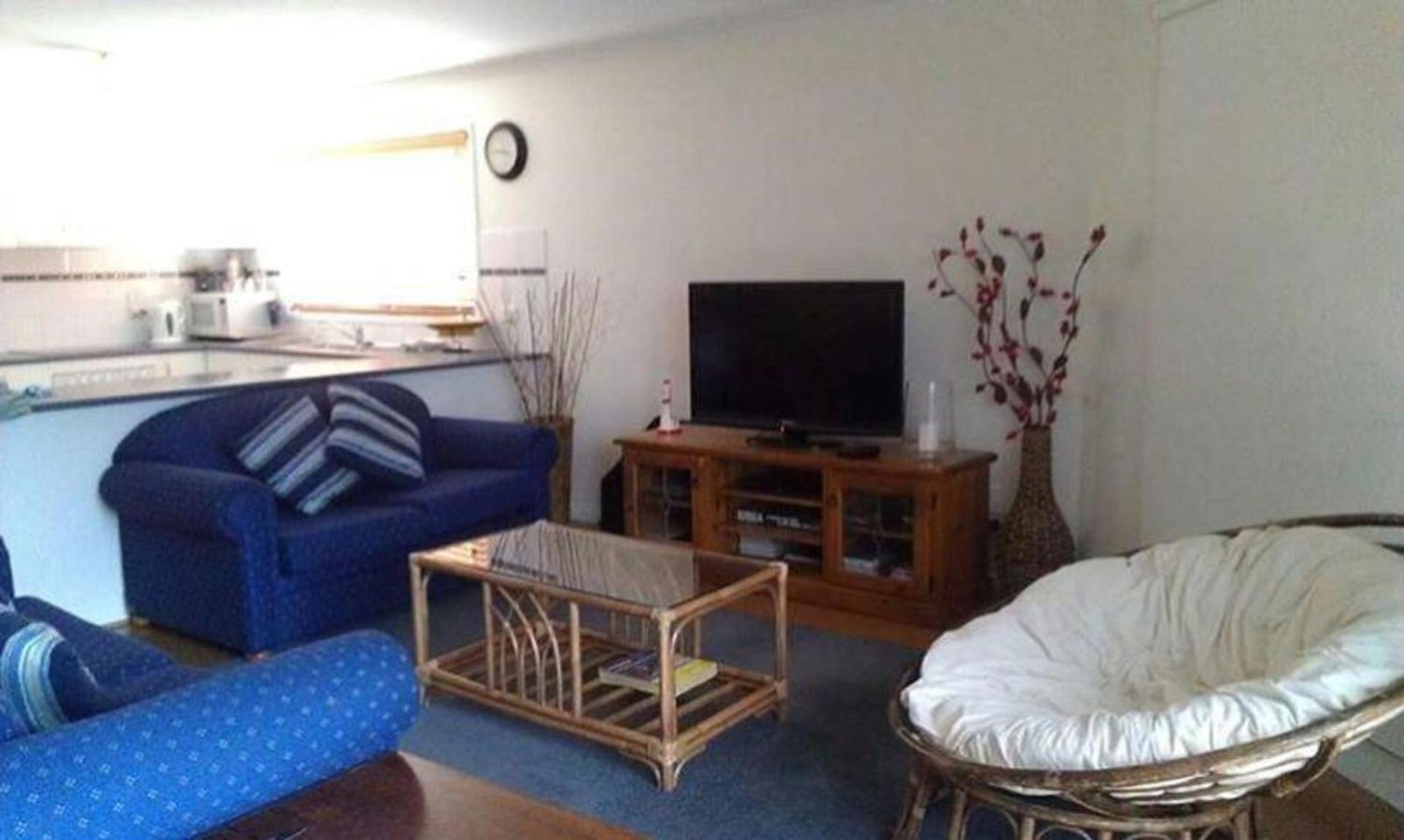 Lyall Street Retreat