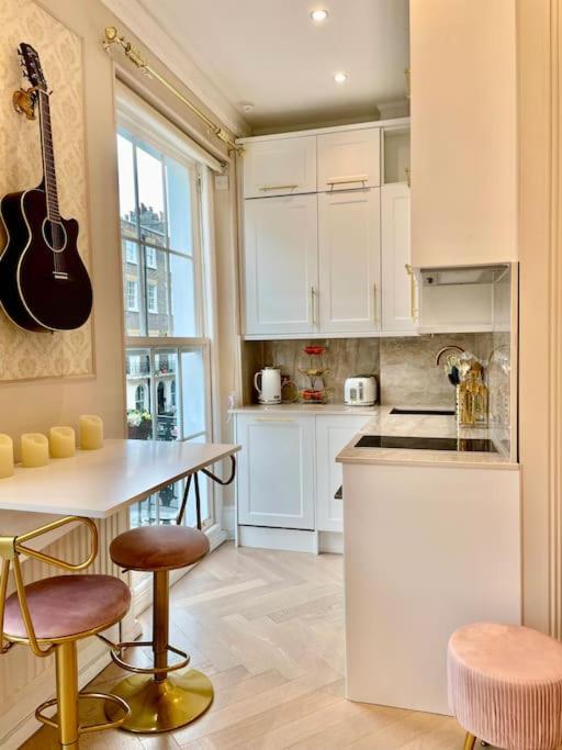 The Marilyn Suite - London Marylebone