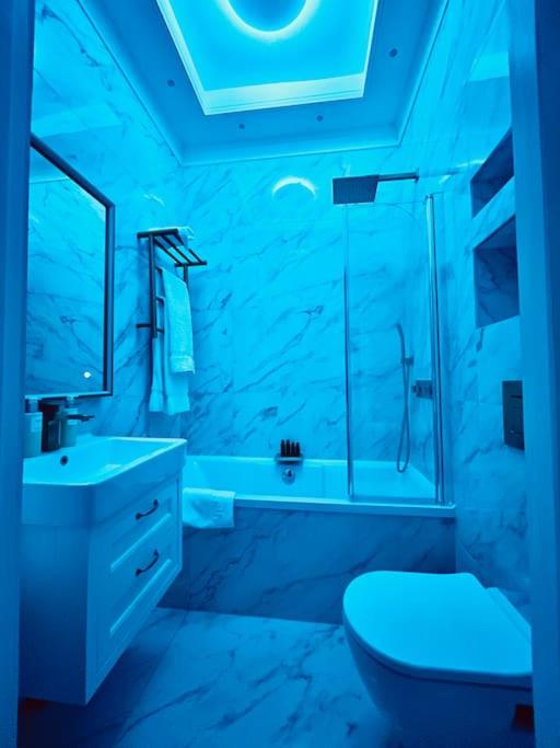 The Marilyn Suite - London Marylebone