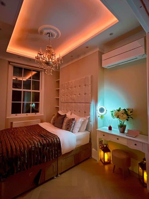 The Marilyn Suite - London Marylebone