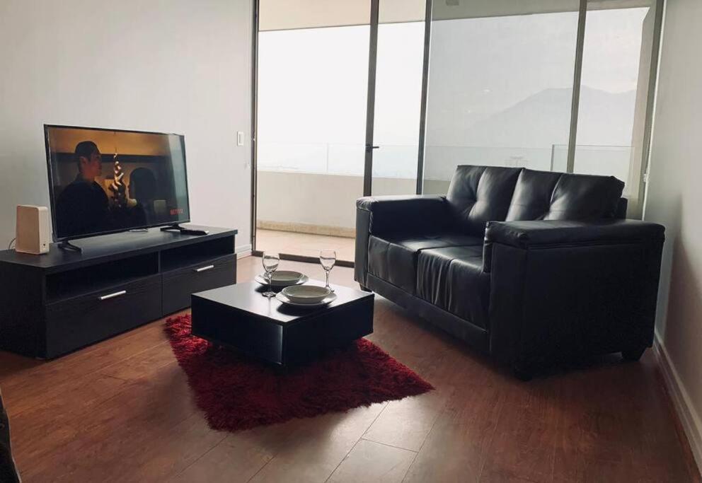 Las Condes, al lado de Marriott y Parque Arauco, ideal para Trabajo, Salud y Vacaciones