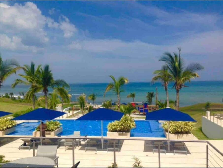 Lujoso y Familiar Apartamento de Playa y Golf en San Carlos Panamá view 2