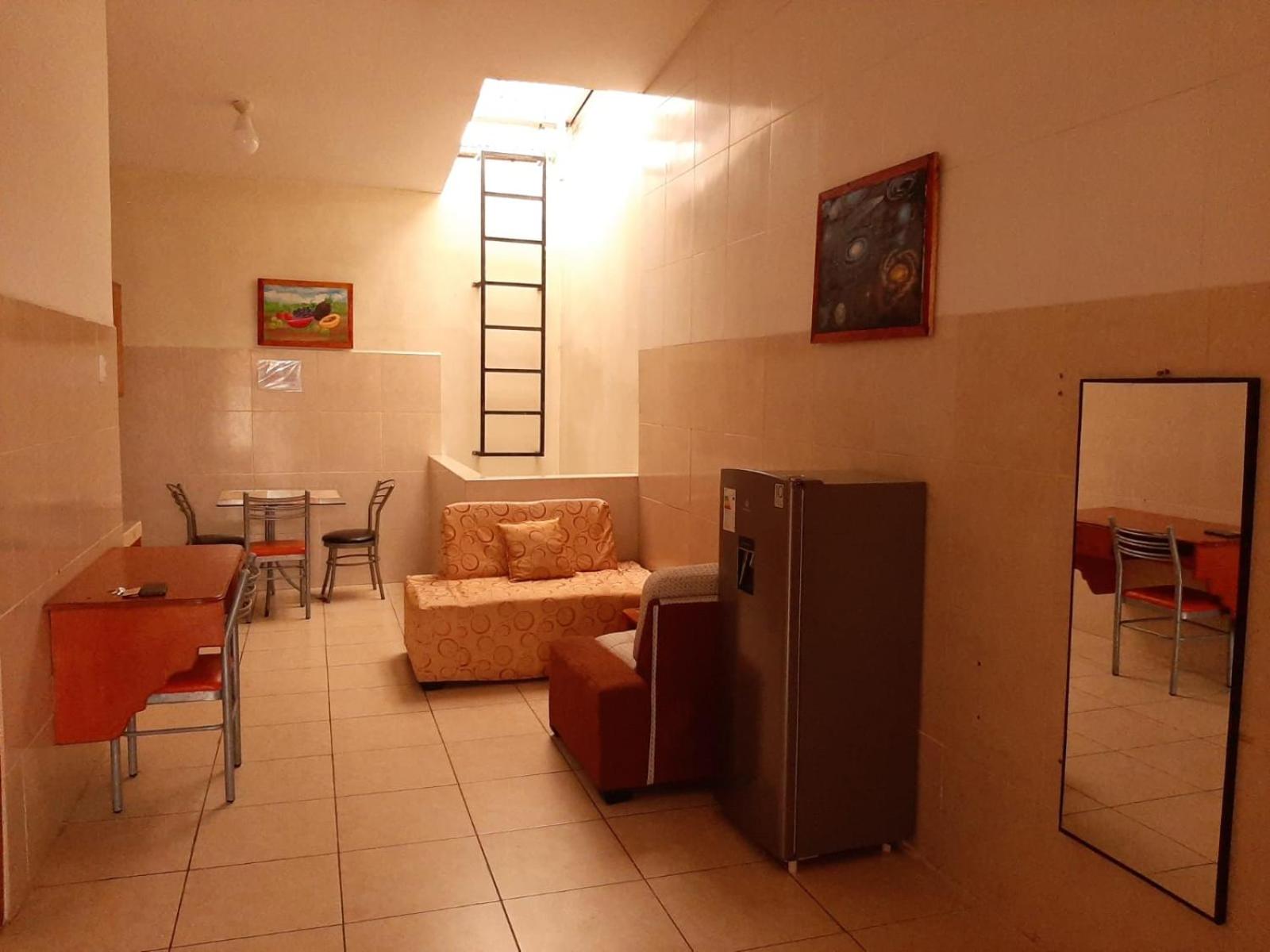 302 RV Apartments Iquitos-Apartamento familiar con terraza view 5