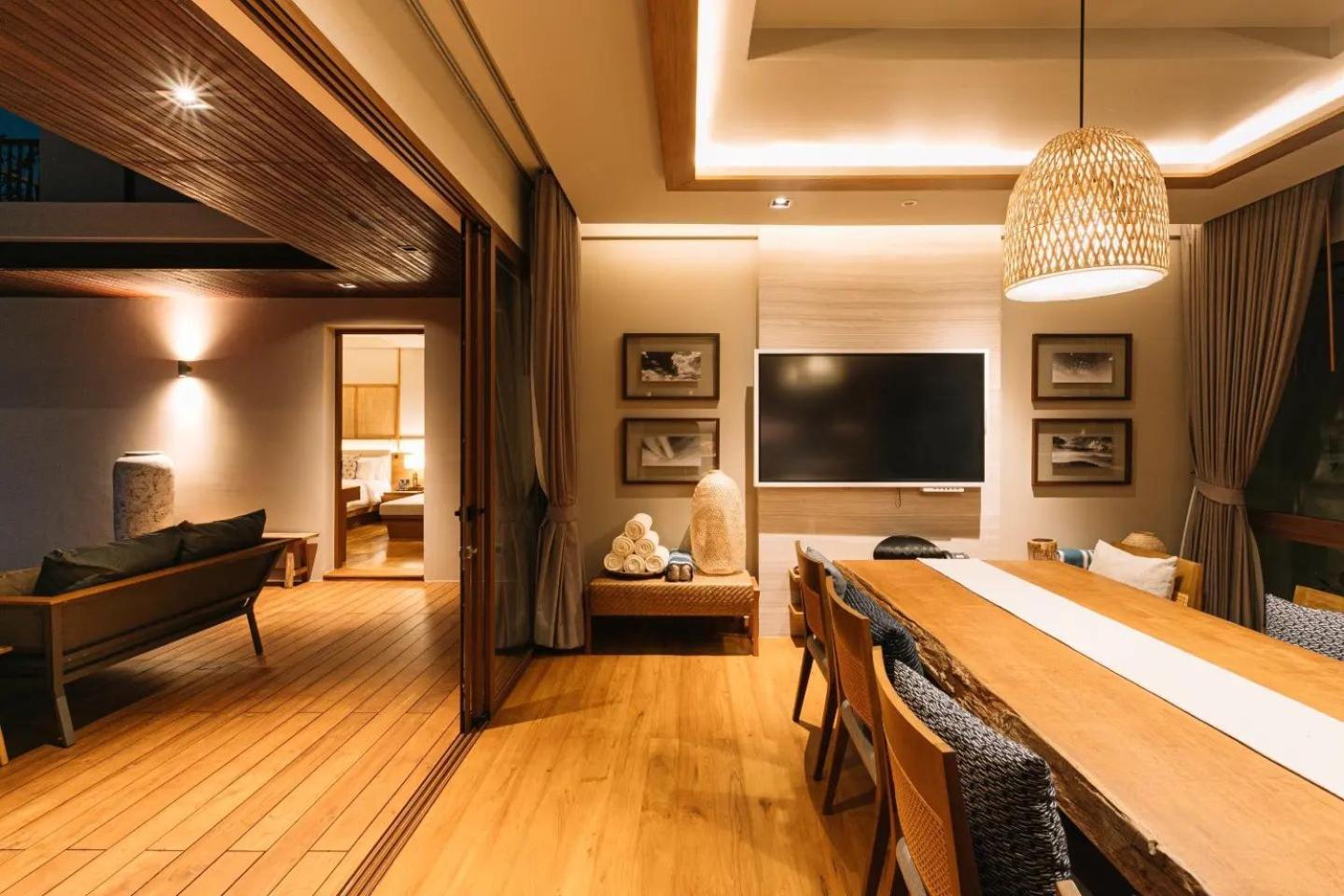Rarin Villas