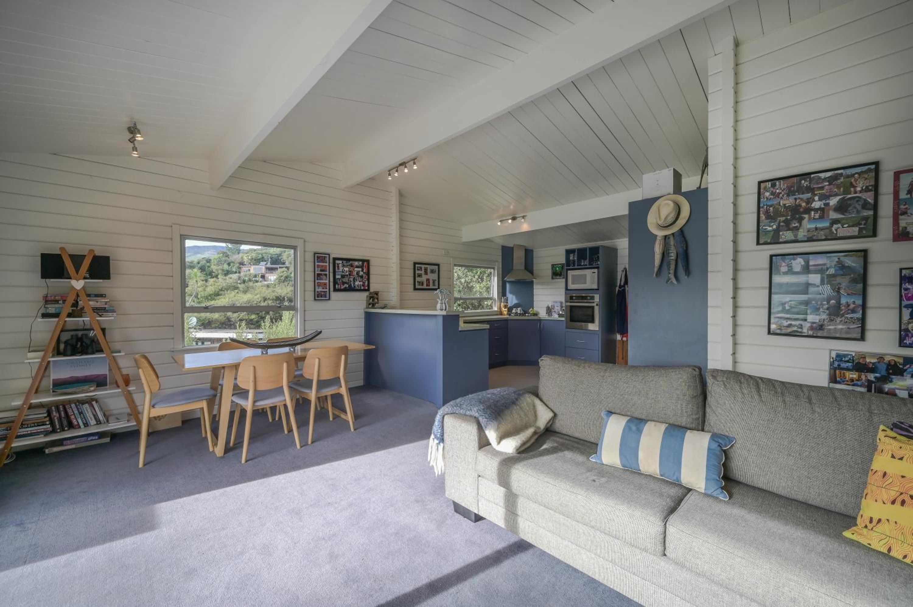 Birdsong Bliss - Takamatua Holiday Home
