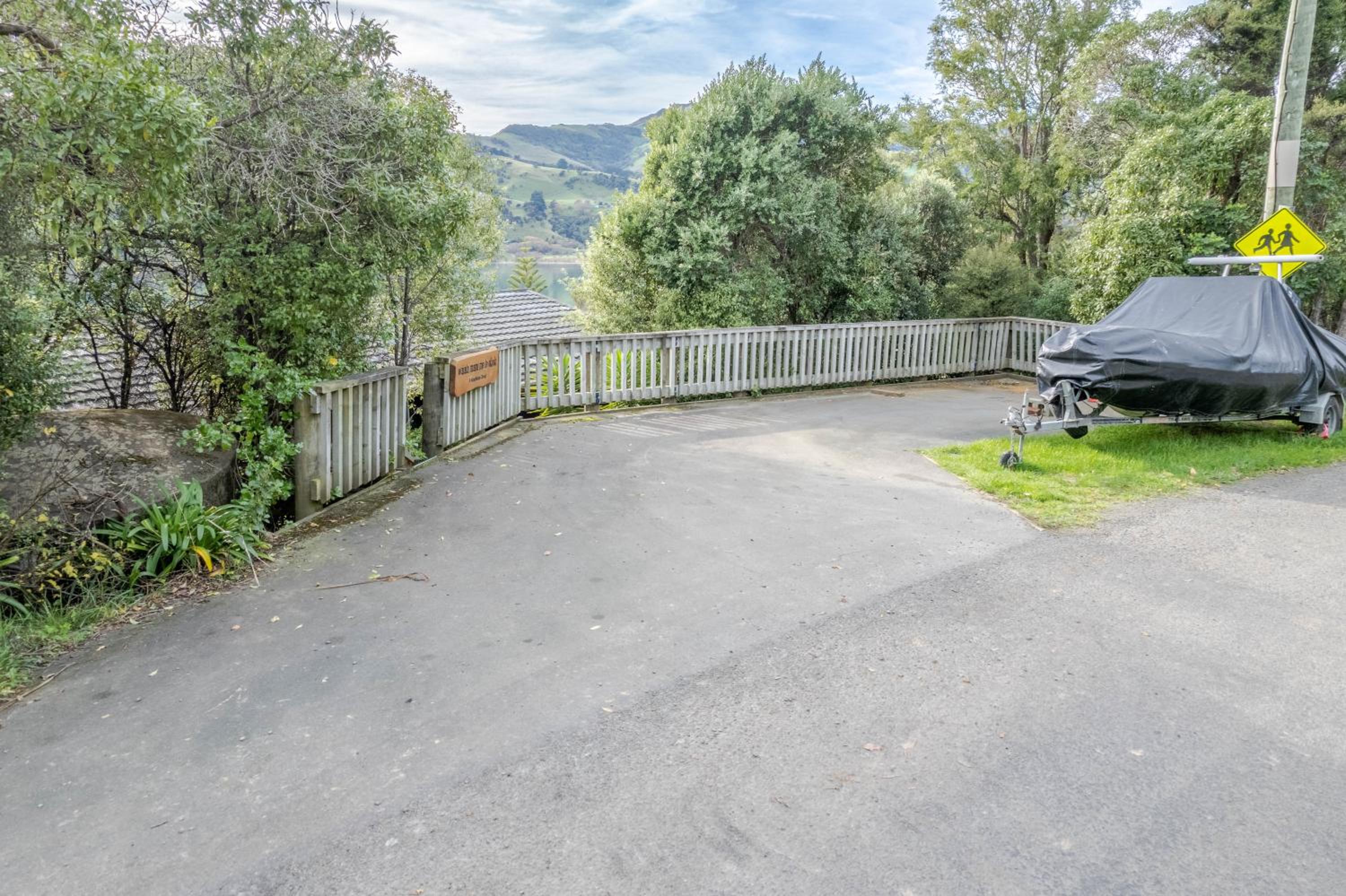Birdsong Bliss - Takamatua Holiday Home