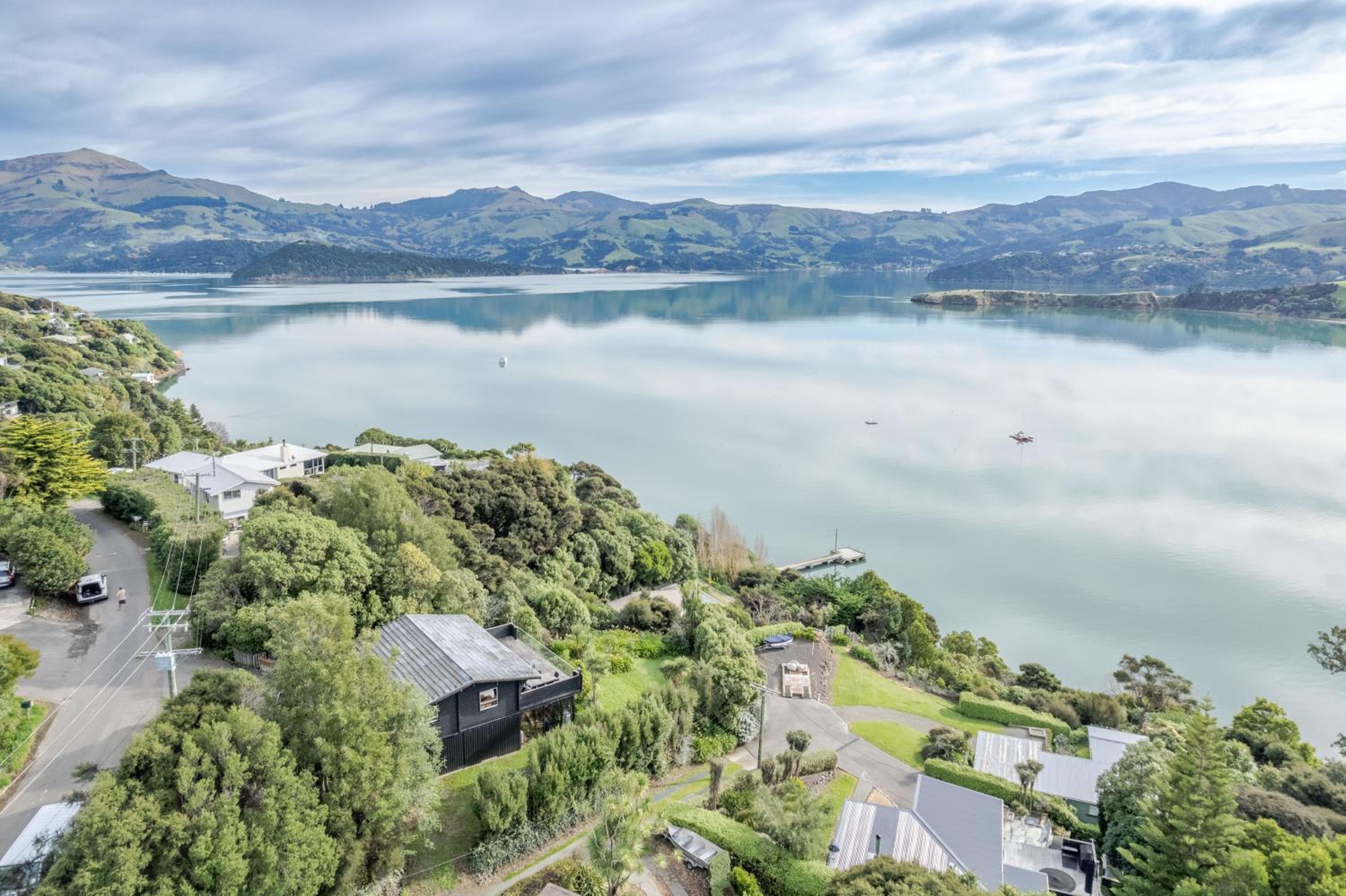 Birdsong Bliss - Takamatua Holiday Home