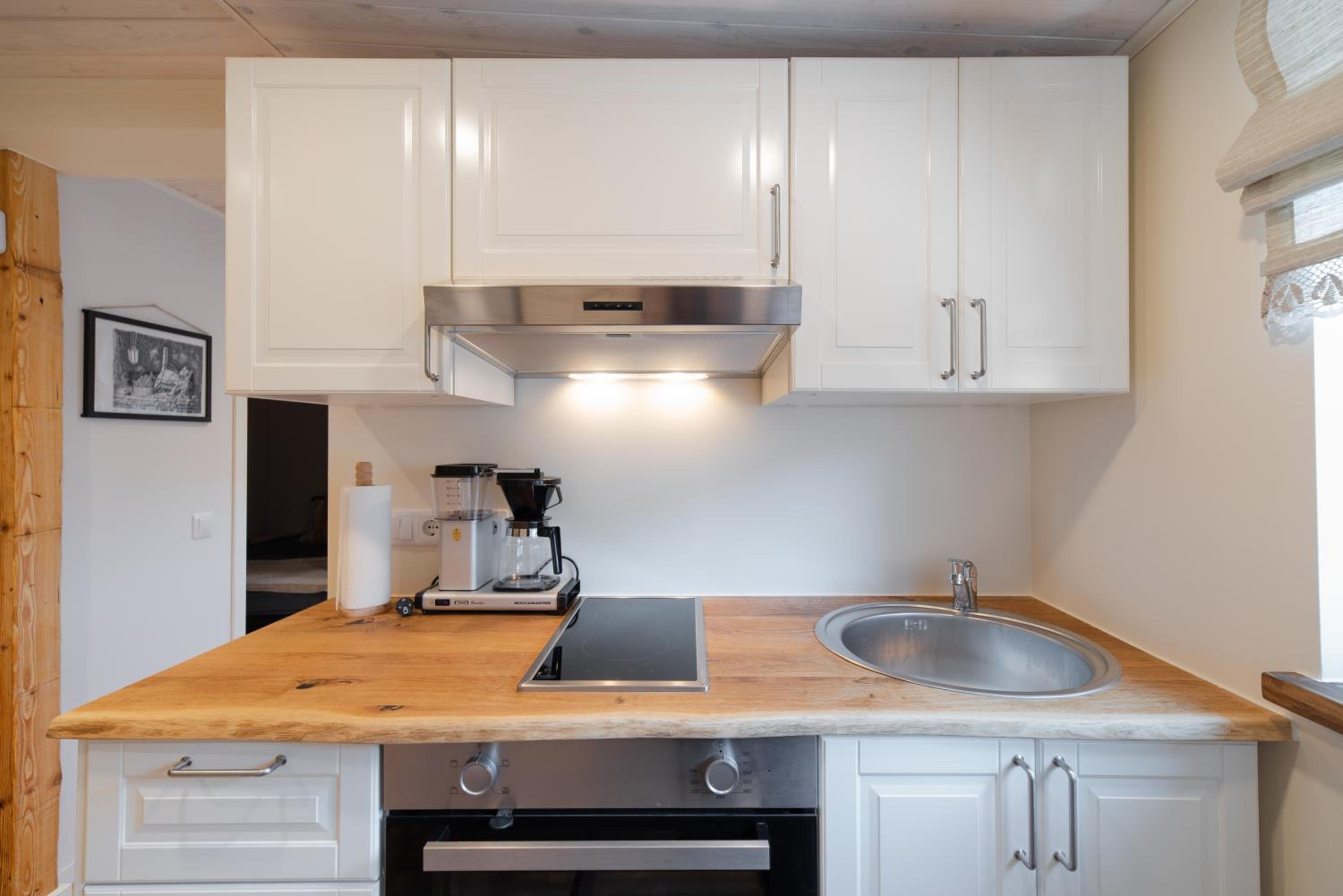 Posti studio apartment