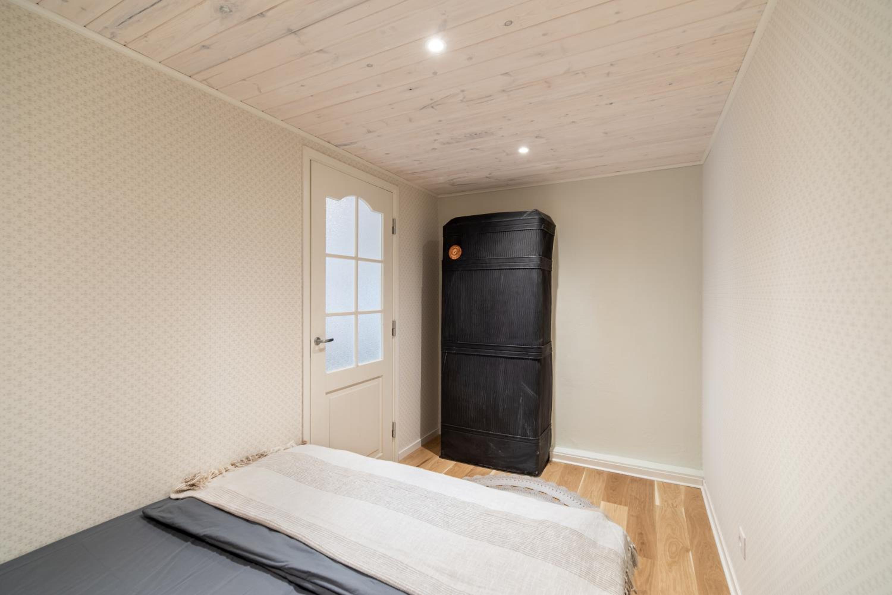 Posti studio apartment
