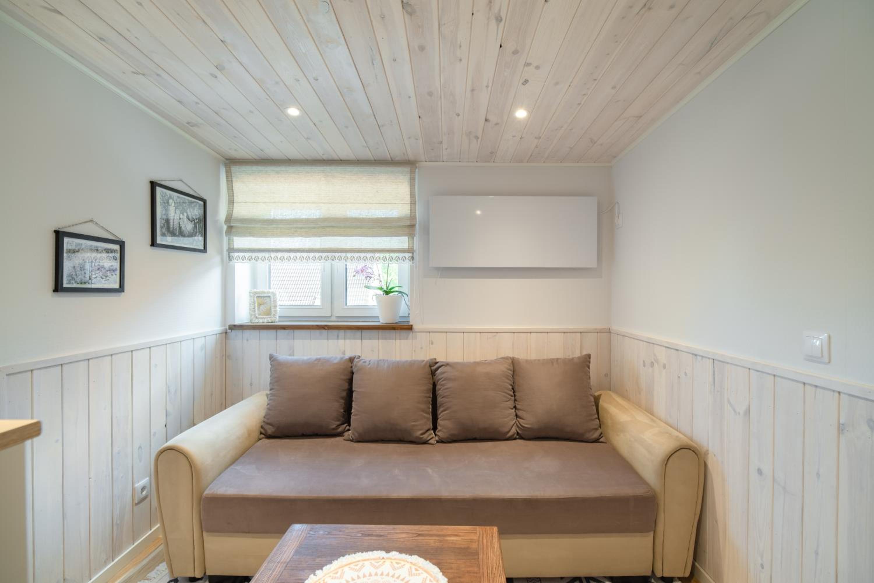 Posti studio apartment