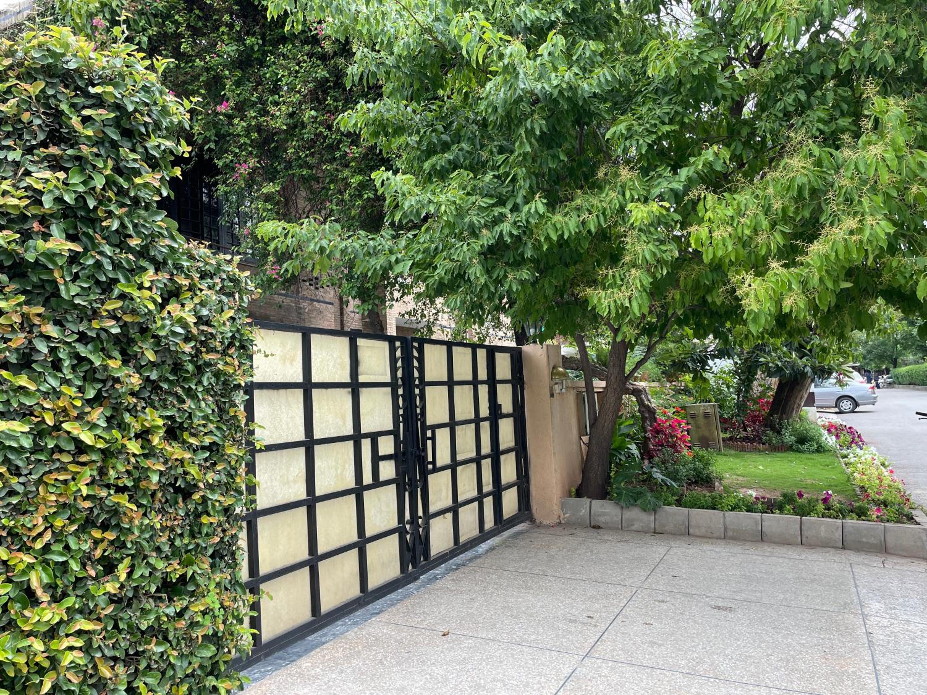 Riviera Courtyard Guest House Islamabad