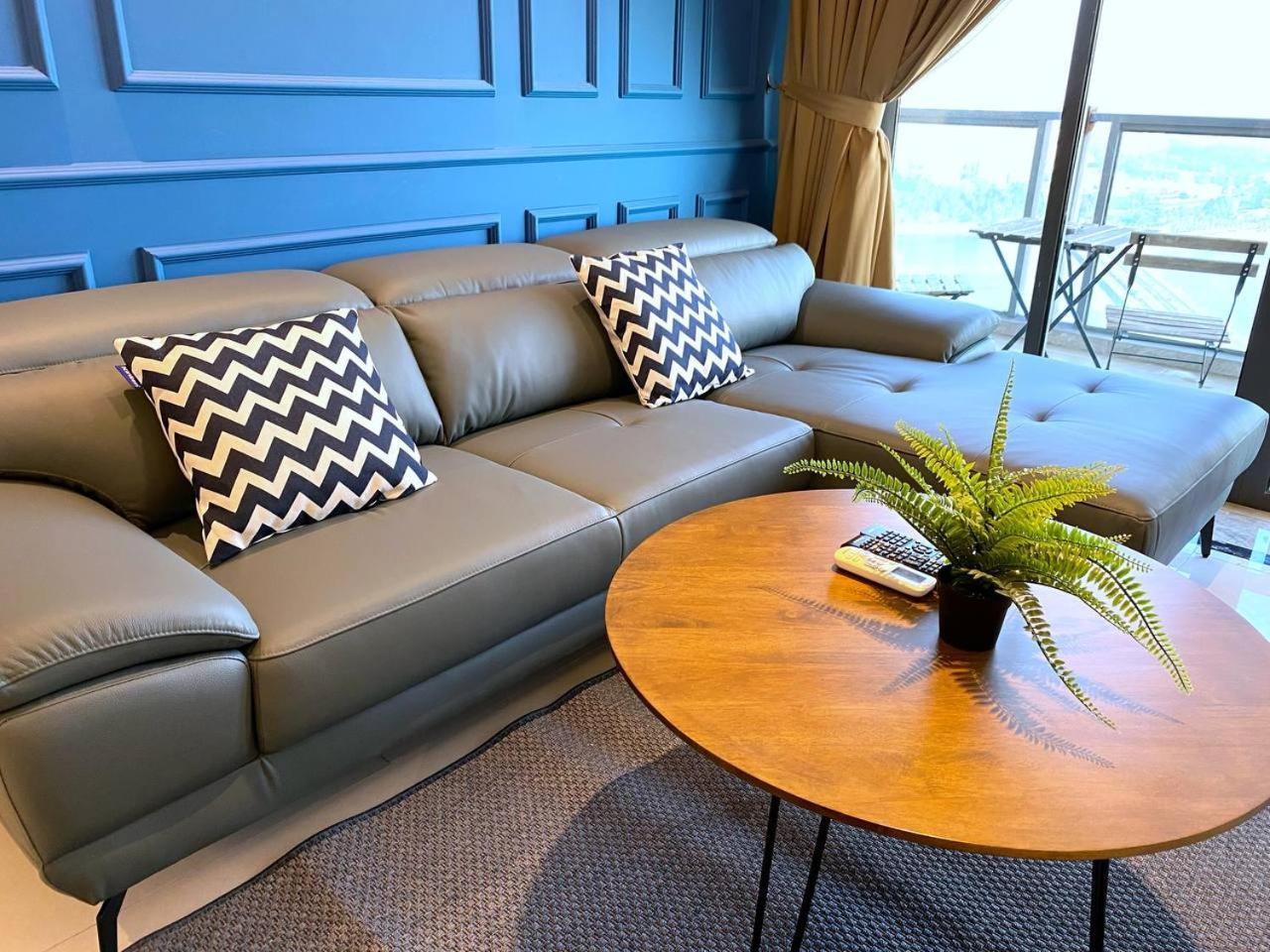 R&F Princess Cove JB Apartment Suites By SC Homestay