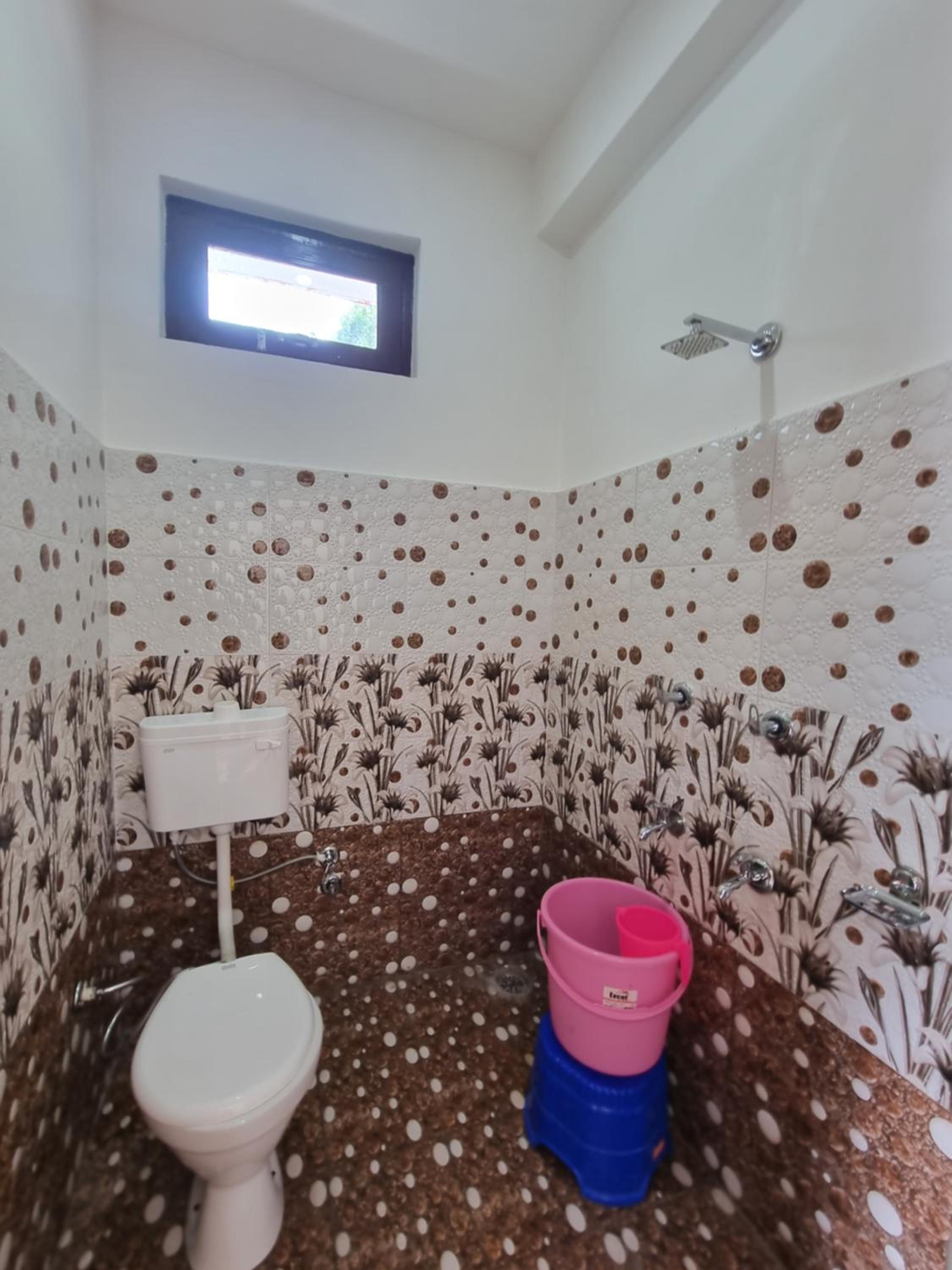 Chamera Inn - Riverside Homestay