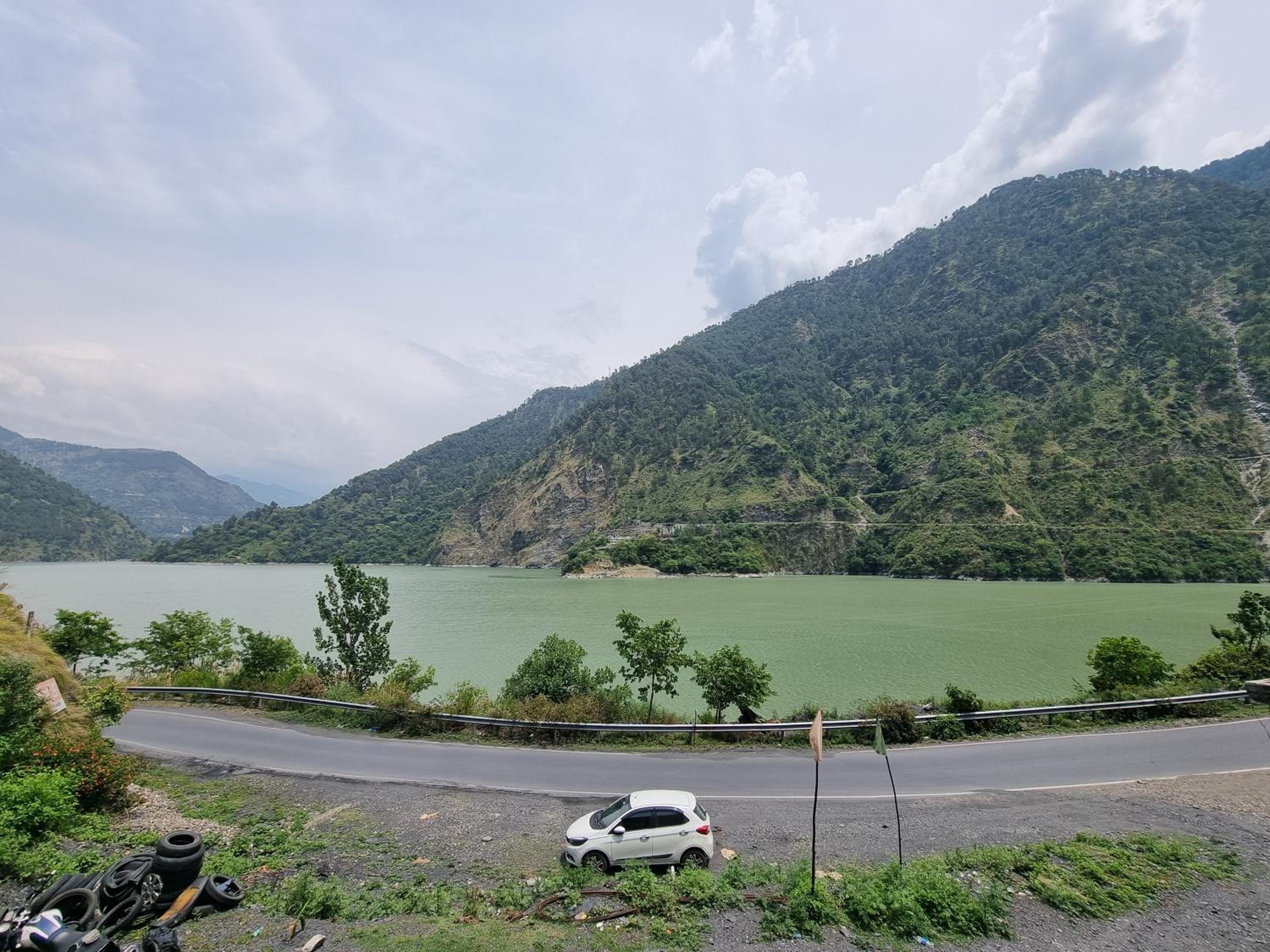 Chamera Inn - Riverside Homestay
