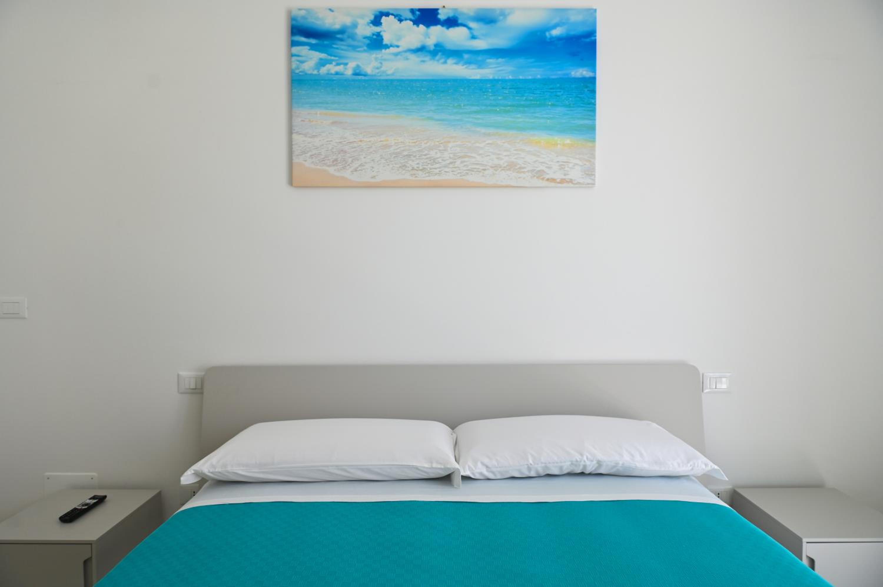 Perle Marine Suite Apartments