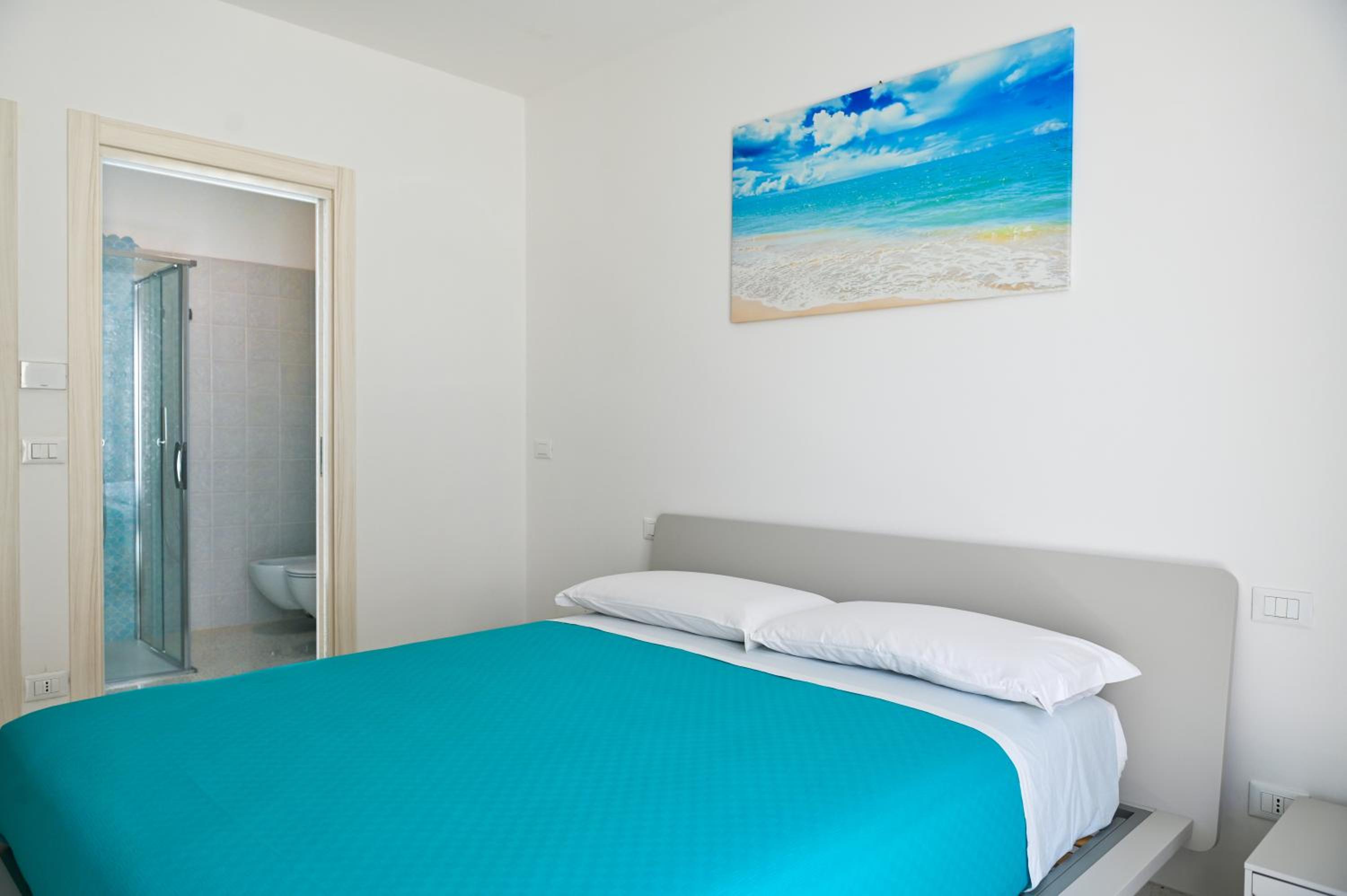 Perle Marine Suite Apartments