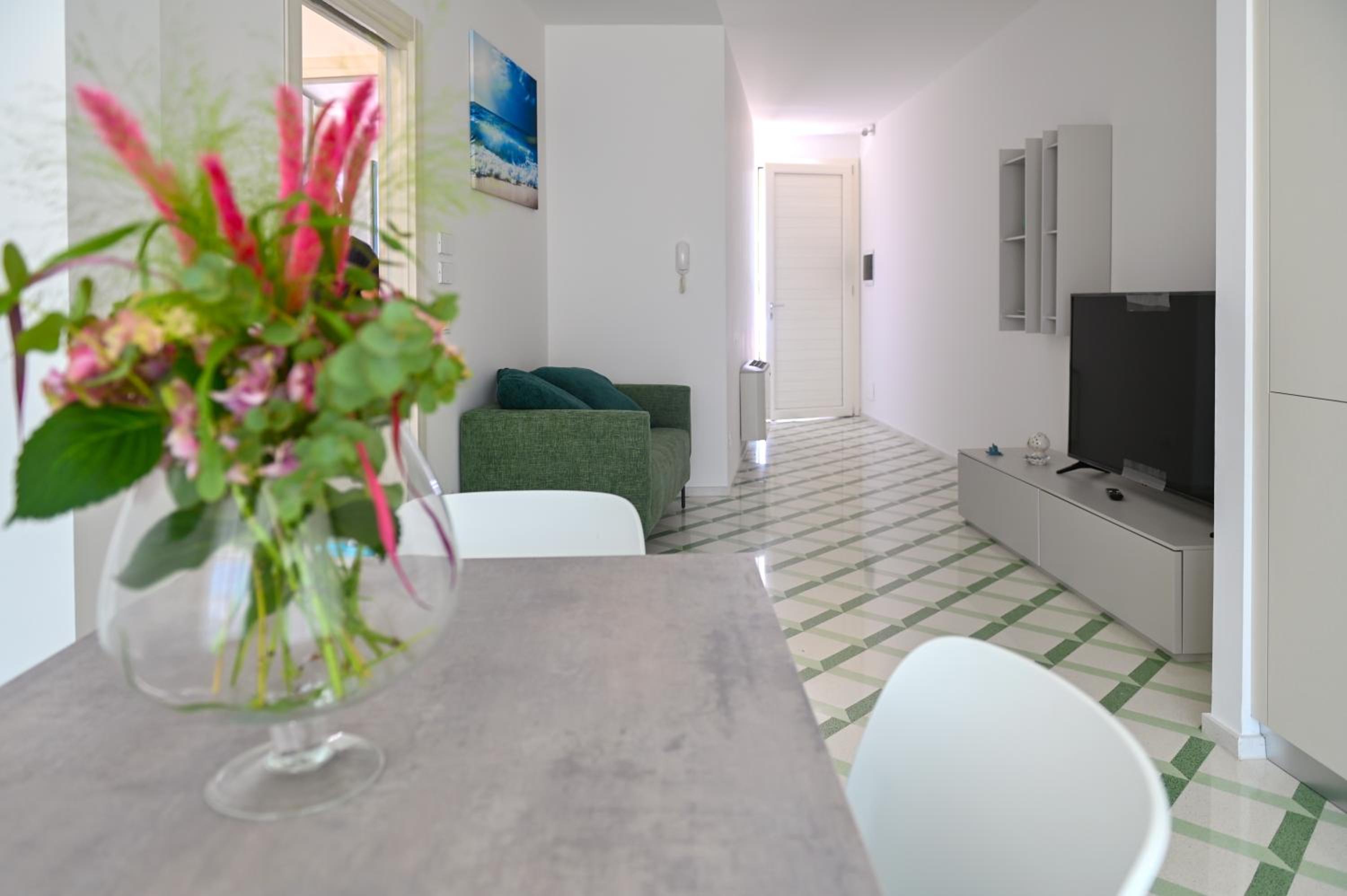Perle Marine Suite Apartments