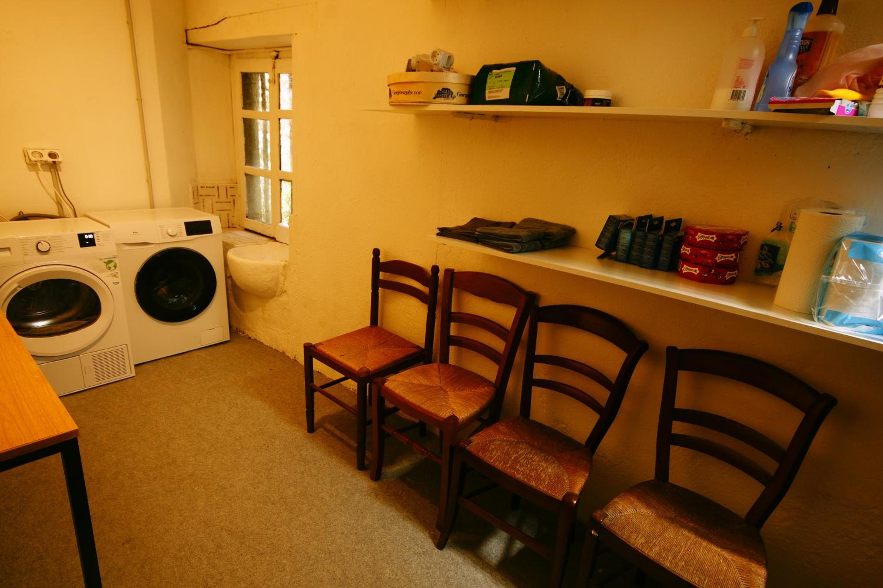Spacieuse Maison de ville - Quartier Calme - 10 Personnes
