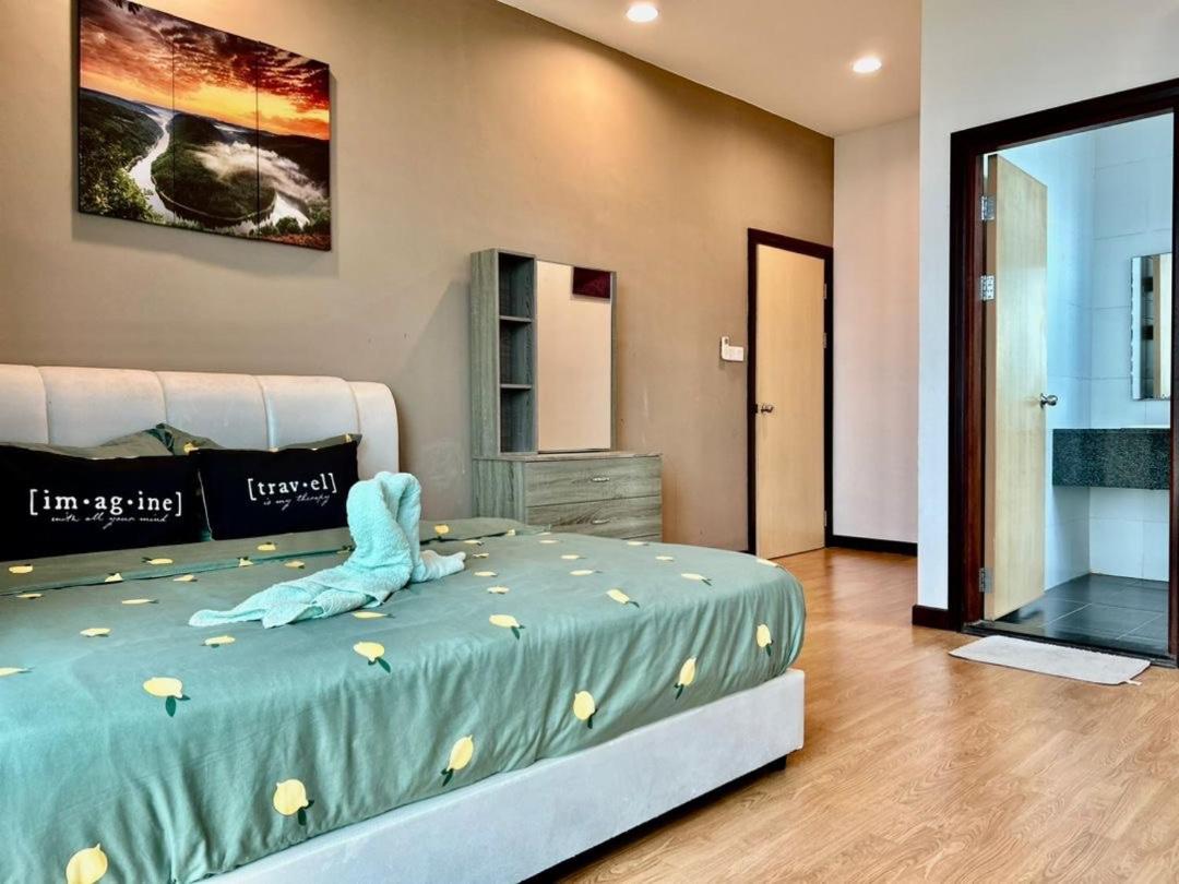 Jeff and Ricky Homestay 8 Boulevard Imperial Suites photo 4