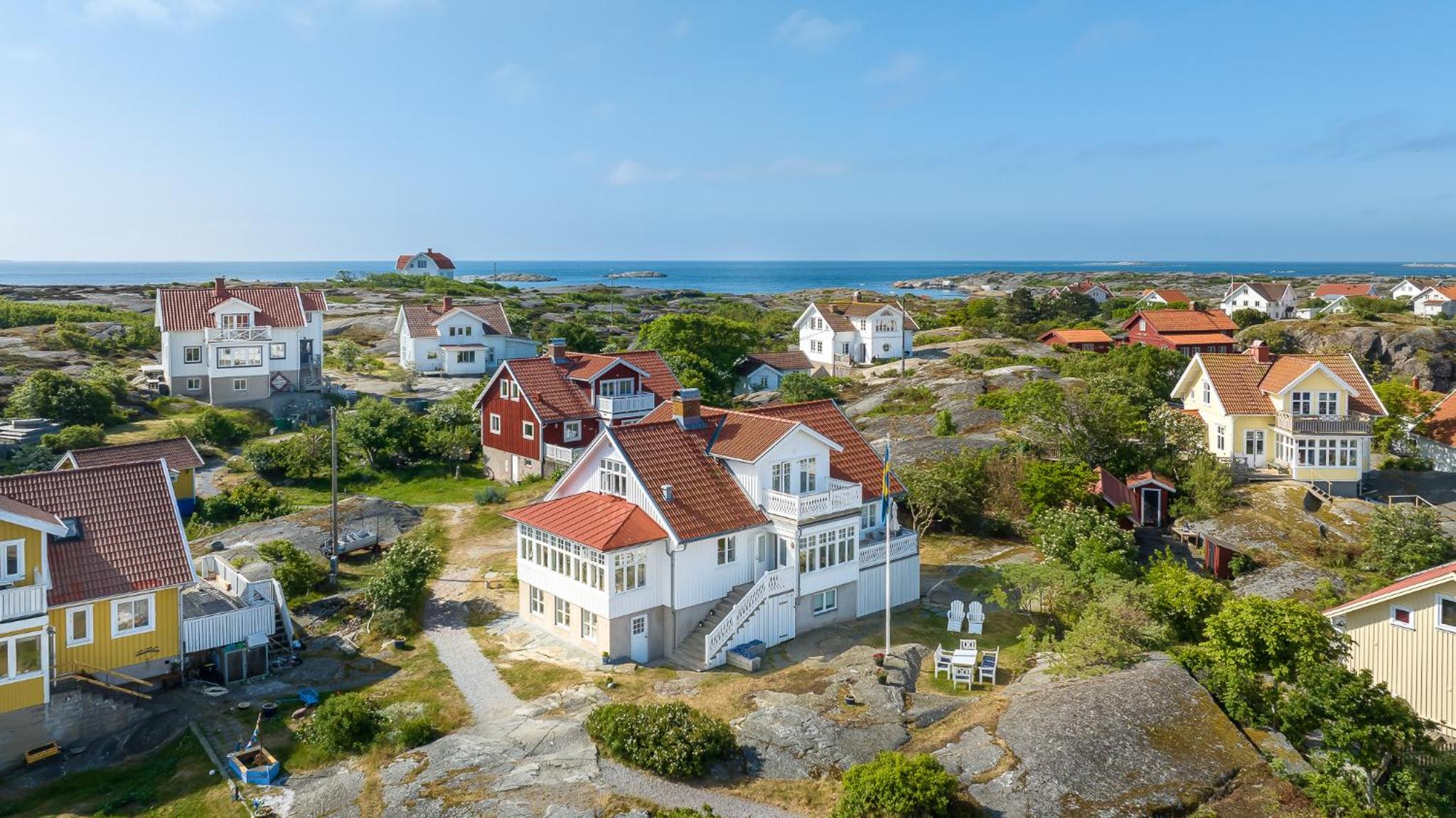 Lägenhet med havsutsikt & uteplats i vårt hus på Käringön view 2