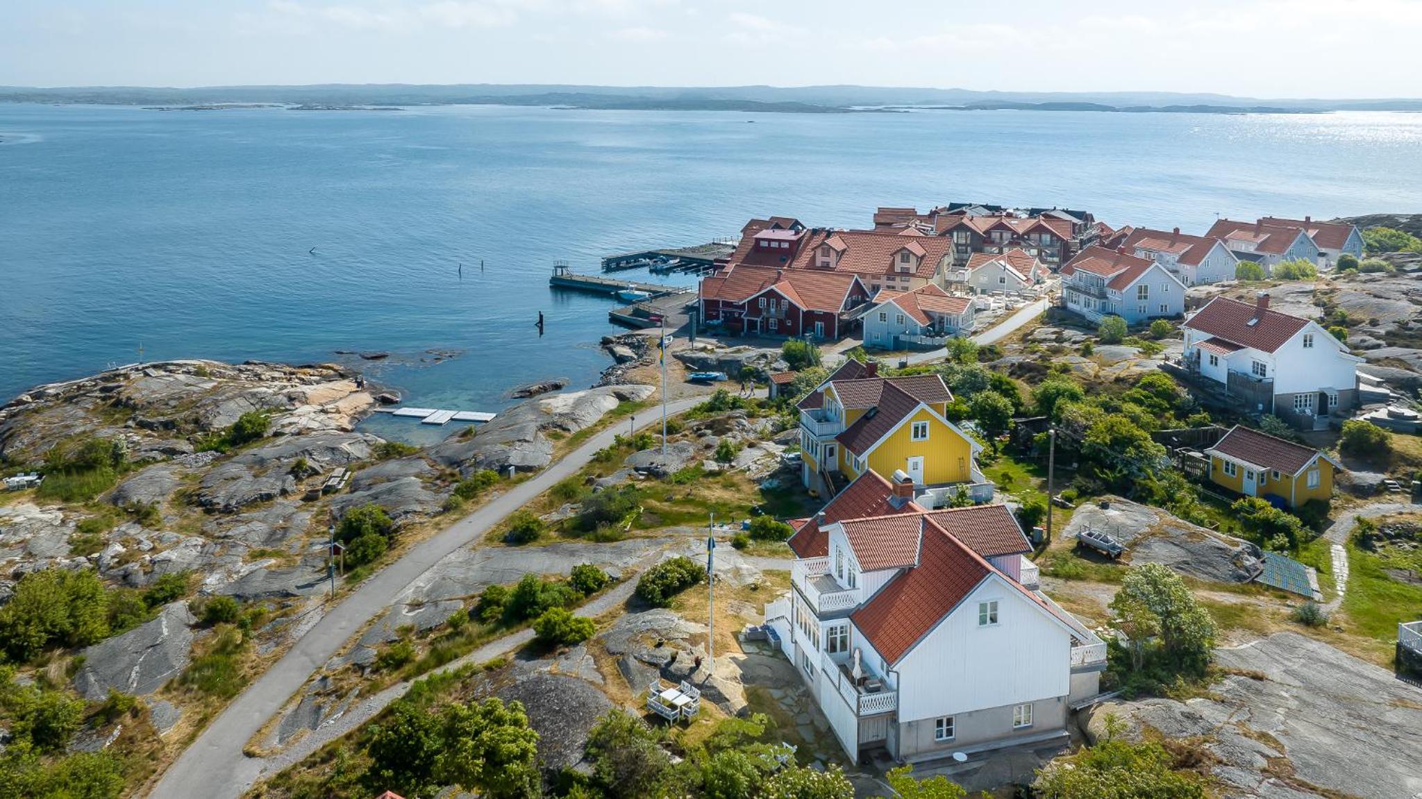 Lägenhet med havsutsikt & uteplats i vårt hus på Käringön view 4