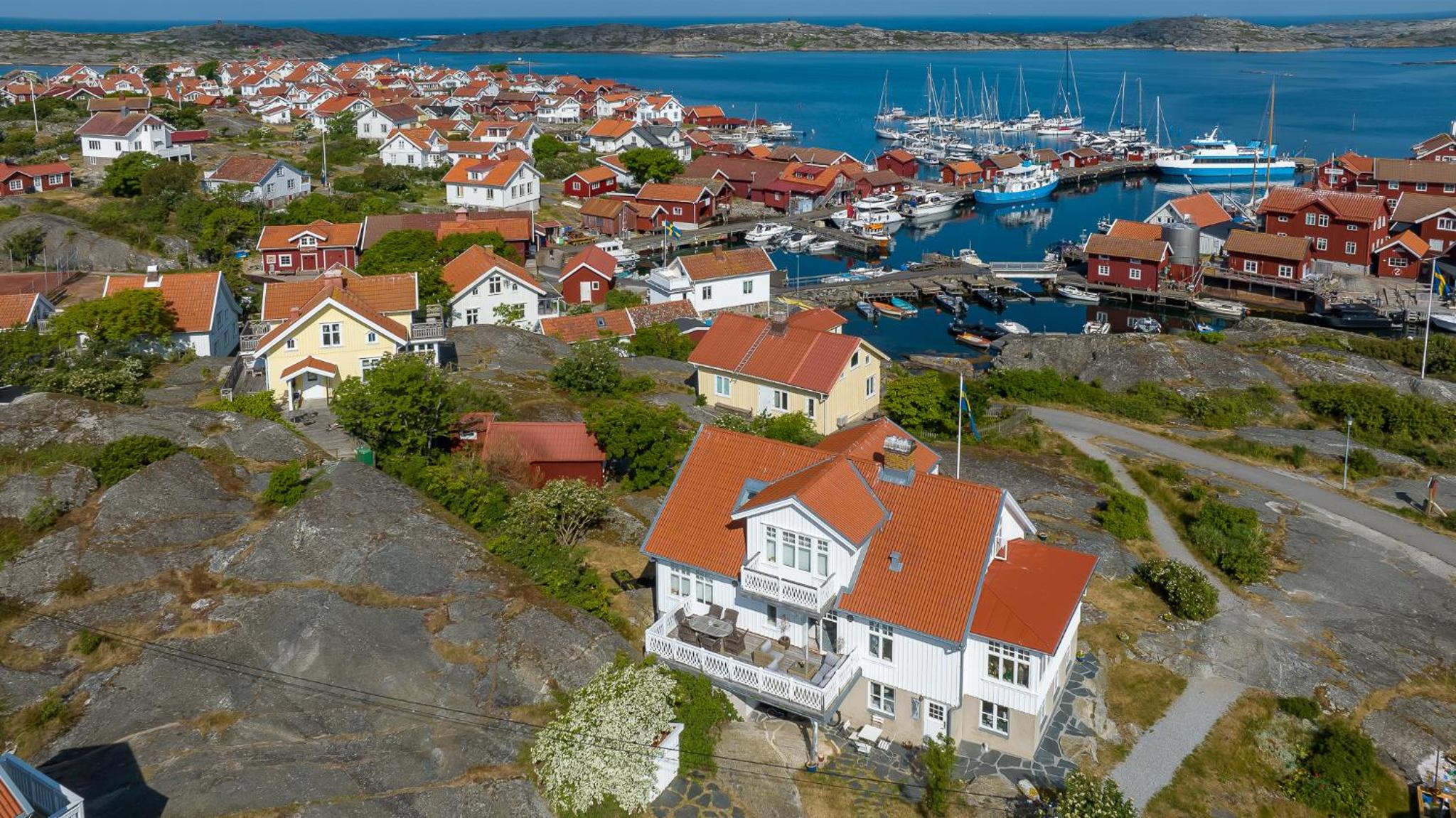 Lägenhet med havsutsikt & uteplats i vårt hus på Käringön view 3