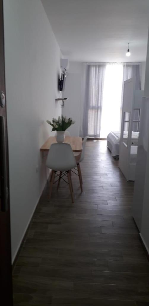 Joy Summer Apartment