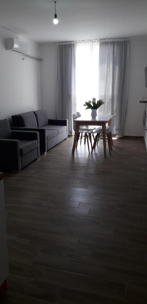 Joy Summer Apartment