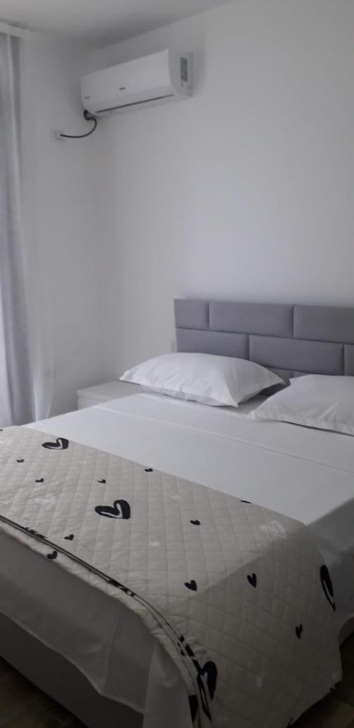 Joy Summer Apartment