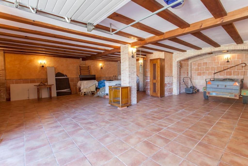VILLA TAMARIT